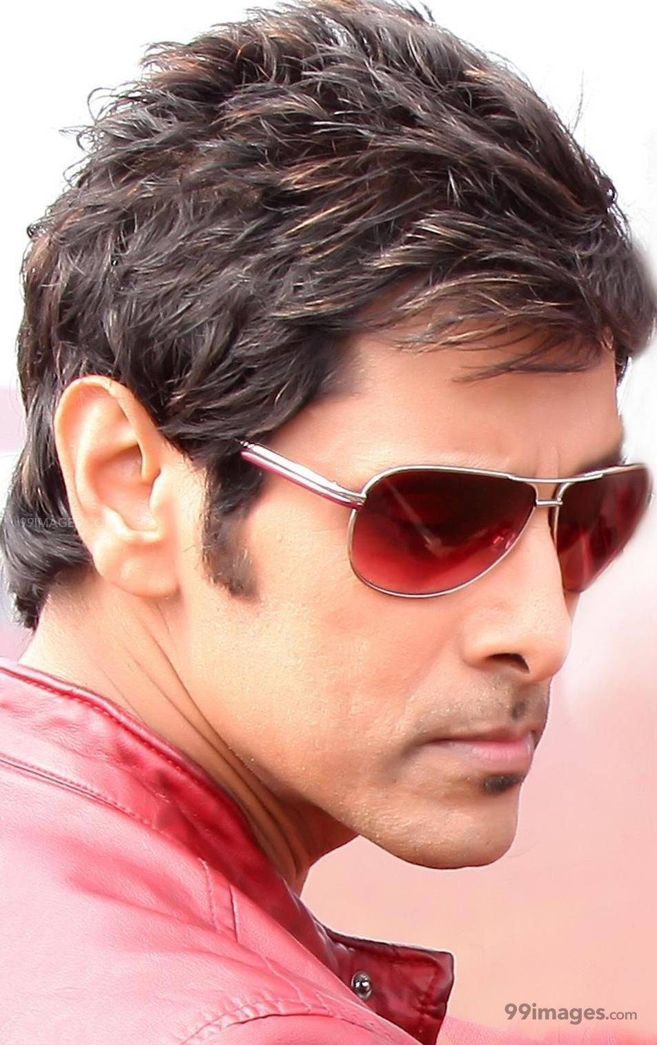 960x1520 Actor Vikram Latest HD Photo and Wallpaper (1080p) () (2020), Phone