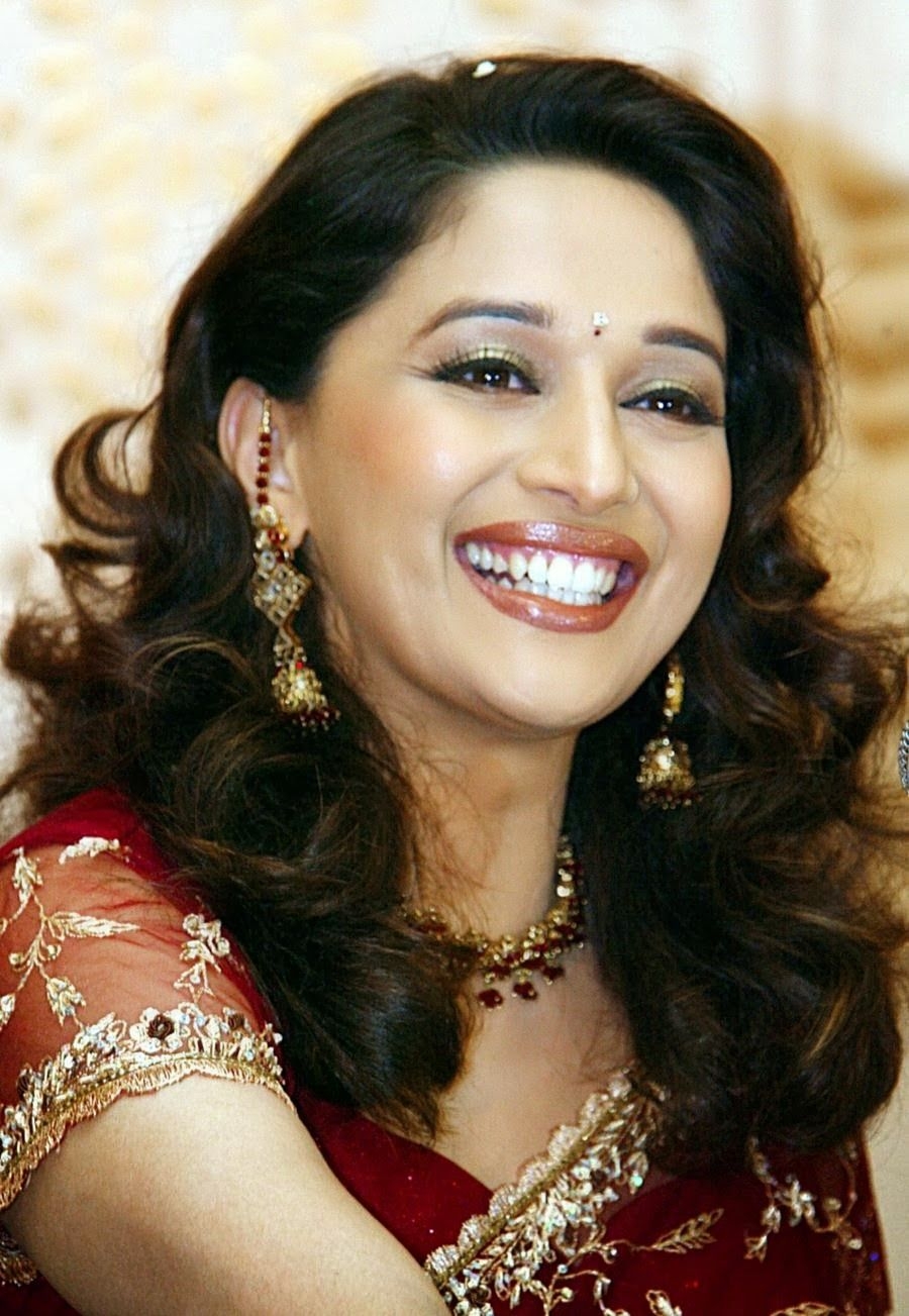 900x1310 Madhuri Dixit HD Wallpaper Free Madhuri Dixit HD Background, Phone