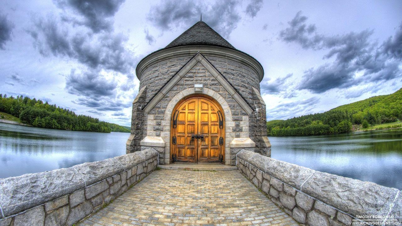 1280x720 The Thomaston Dam is a huge dam that holds vitually no water, Desktop