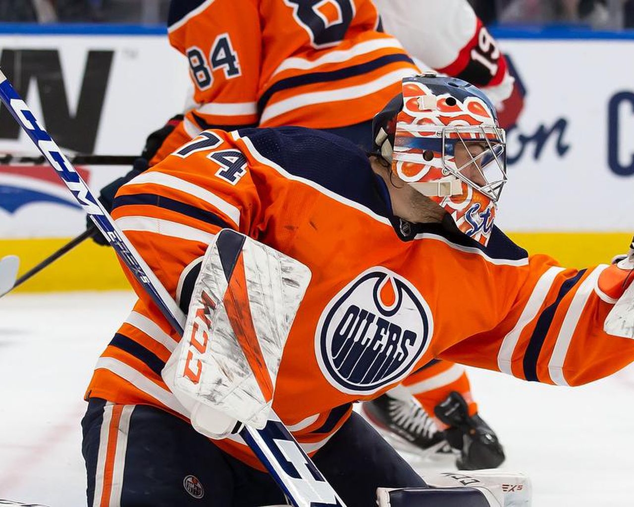 1280x1030 Inside the NHL: Better goalie, Kane could ease McDavid's pain, Desktop