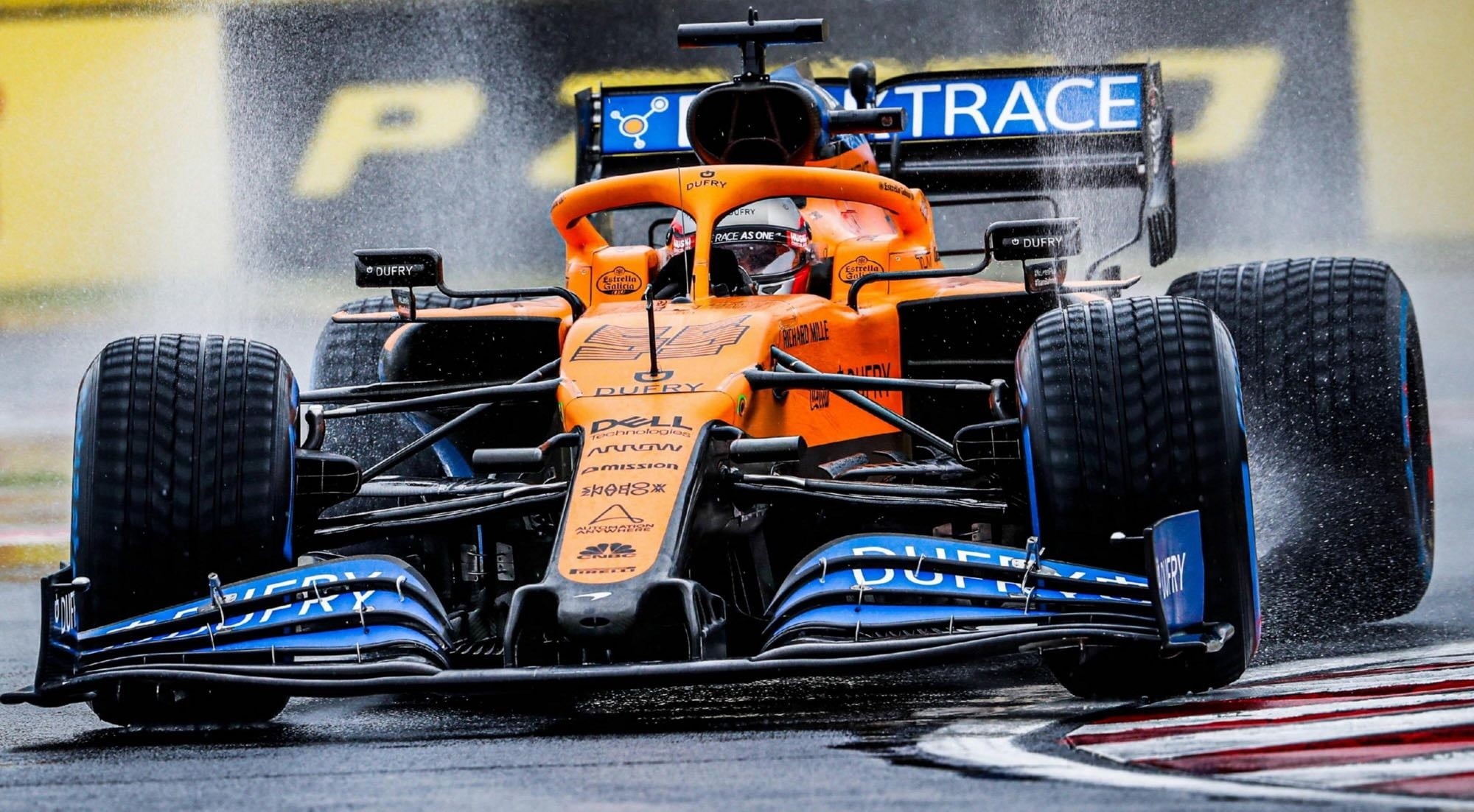 2000x1110 Wallpaper / Dell, 1080P, McLaren F F1 Carlos SAINZ Jr., race tracks, water, Formula 1 free download, Desktop