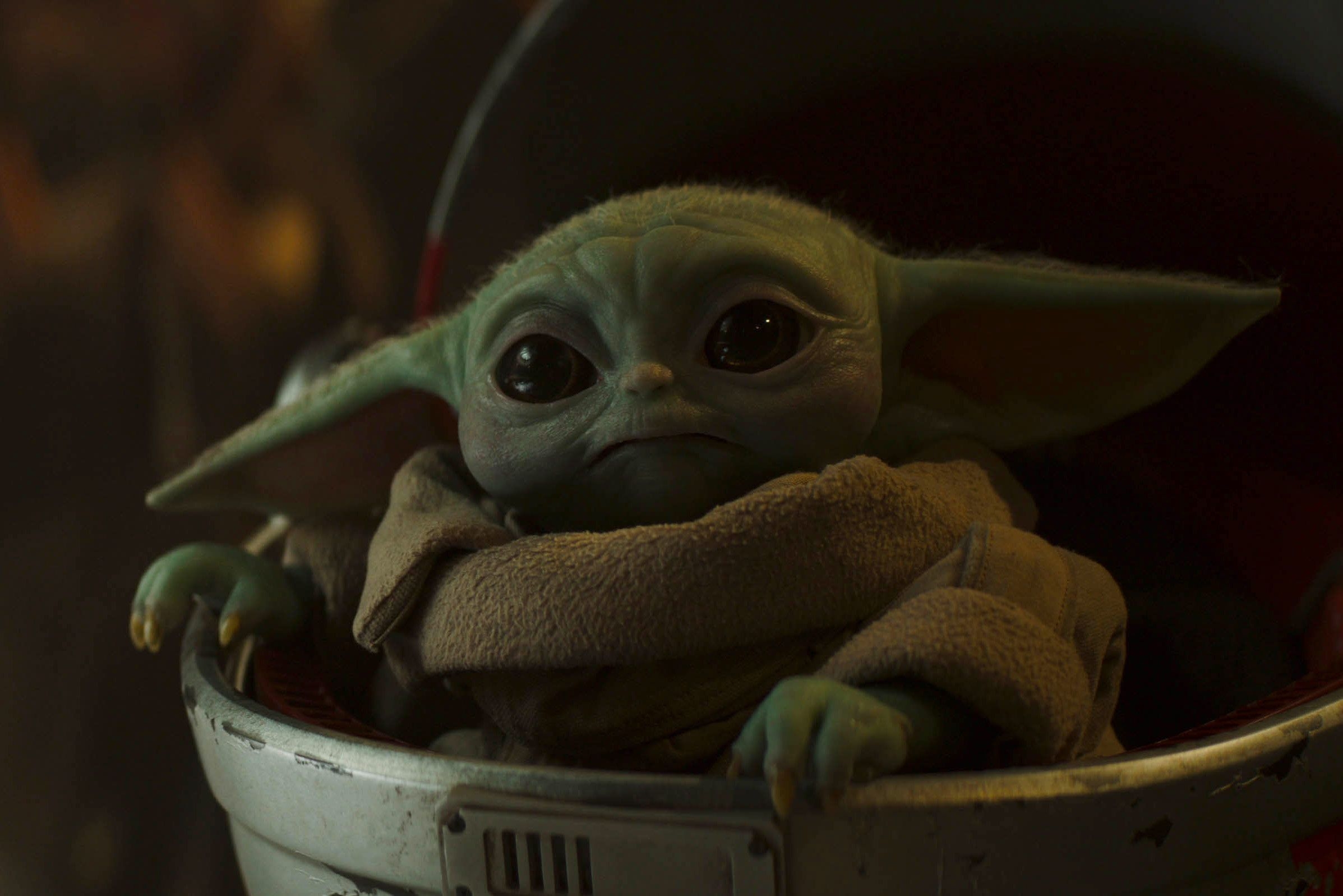 2400x1600 The Best of Baby Yoda: GIFs From 'The Mandalorian' Season 2, Desktop