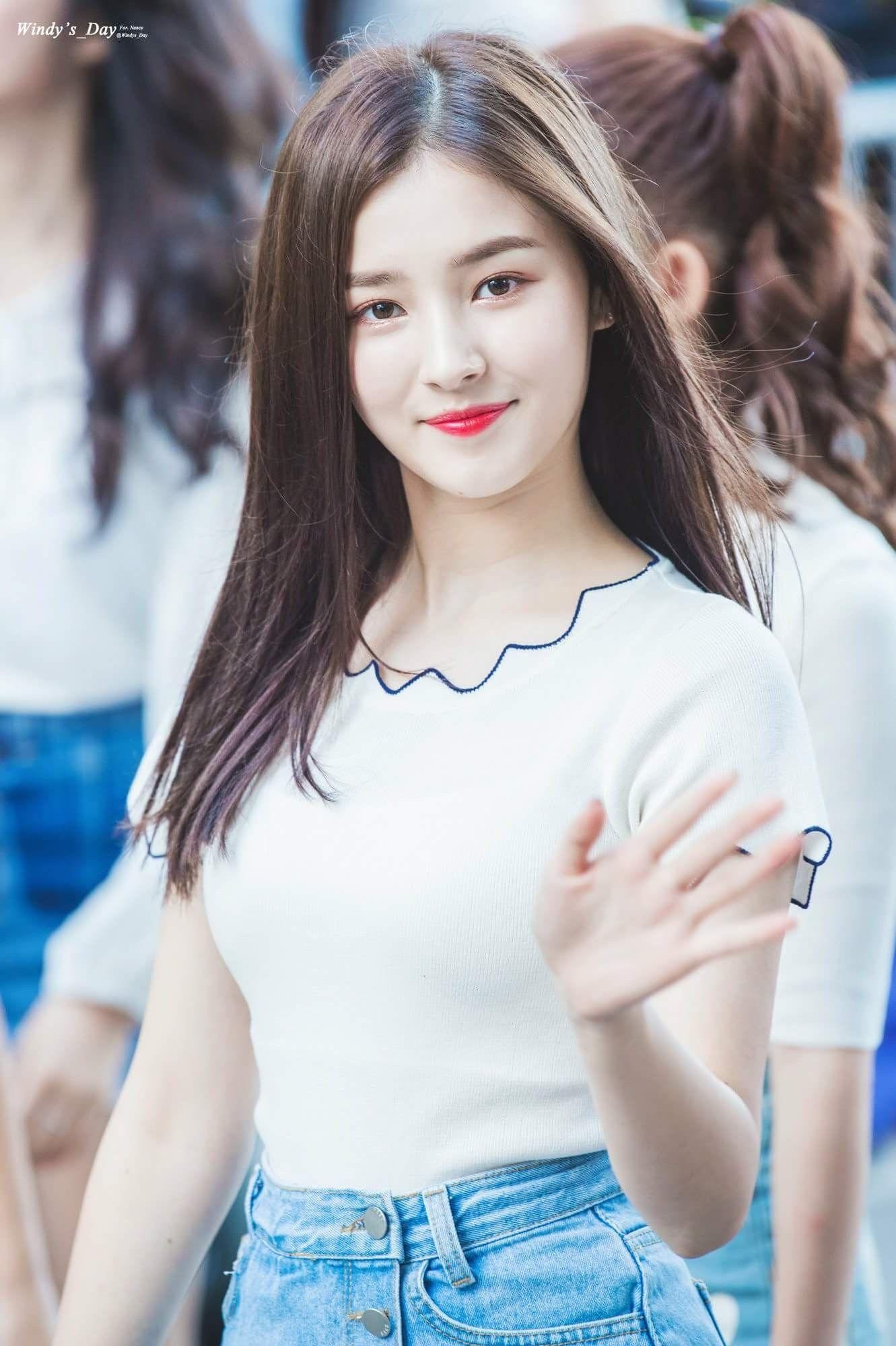 1340x2000 Momoland Nancy Wallpaper, Phone