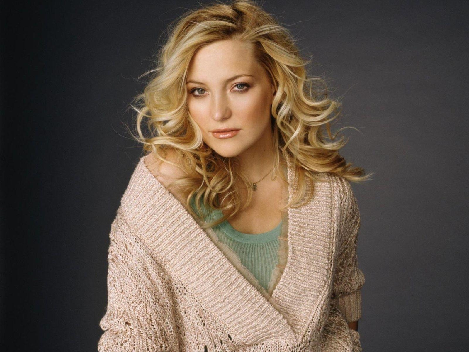 1600x1200 Kate Hudson HD Wallpaper and Background, Desktop