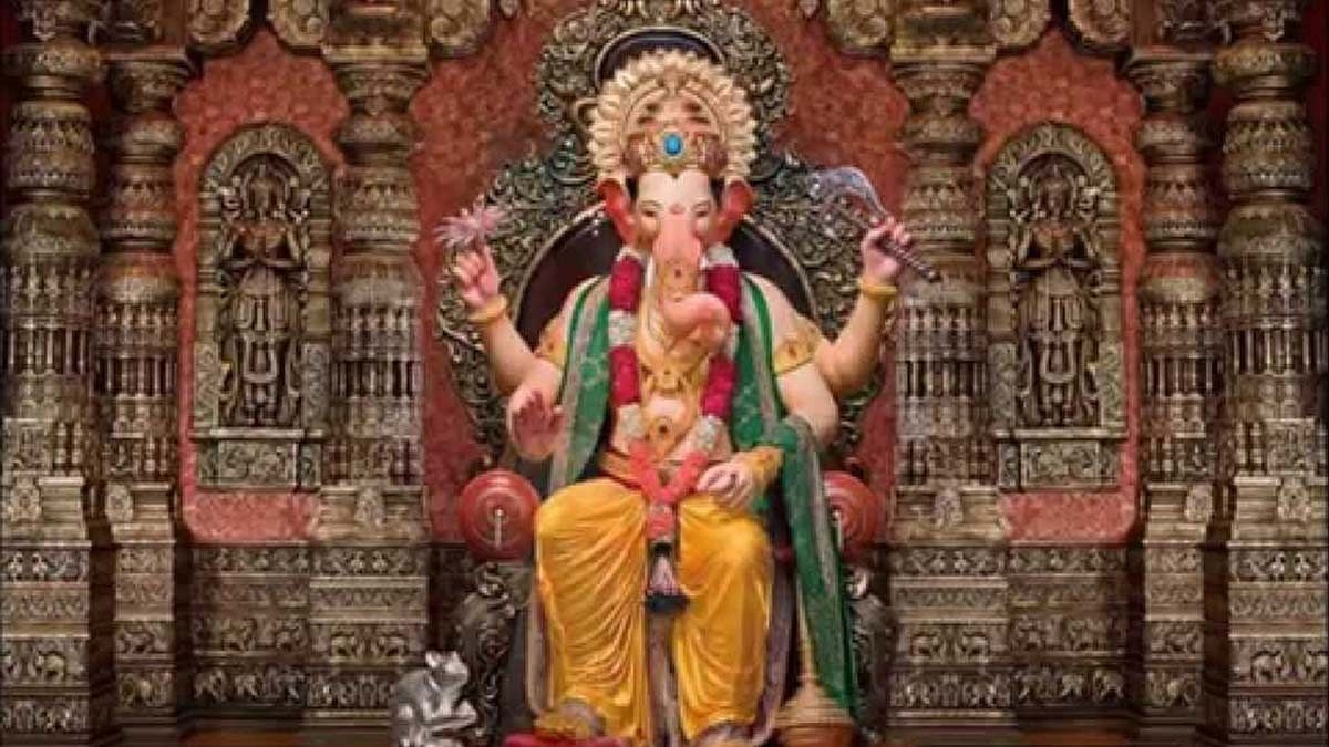 1200x680 On Ganesh Chaturthi, less than 500 people line up for Mumbai's Lalbaugcha Raja health camp, Desktop