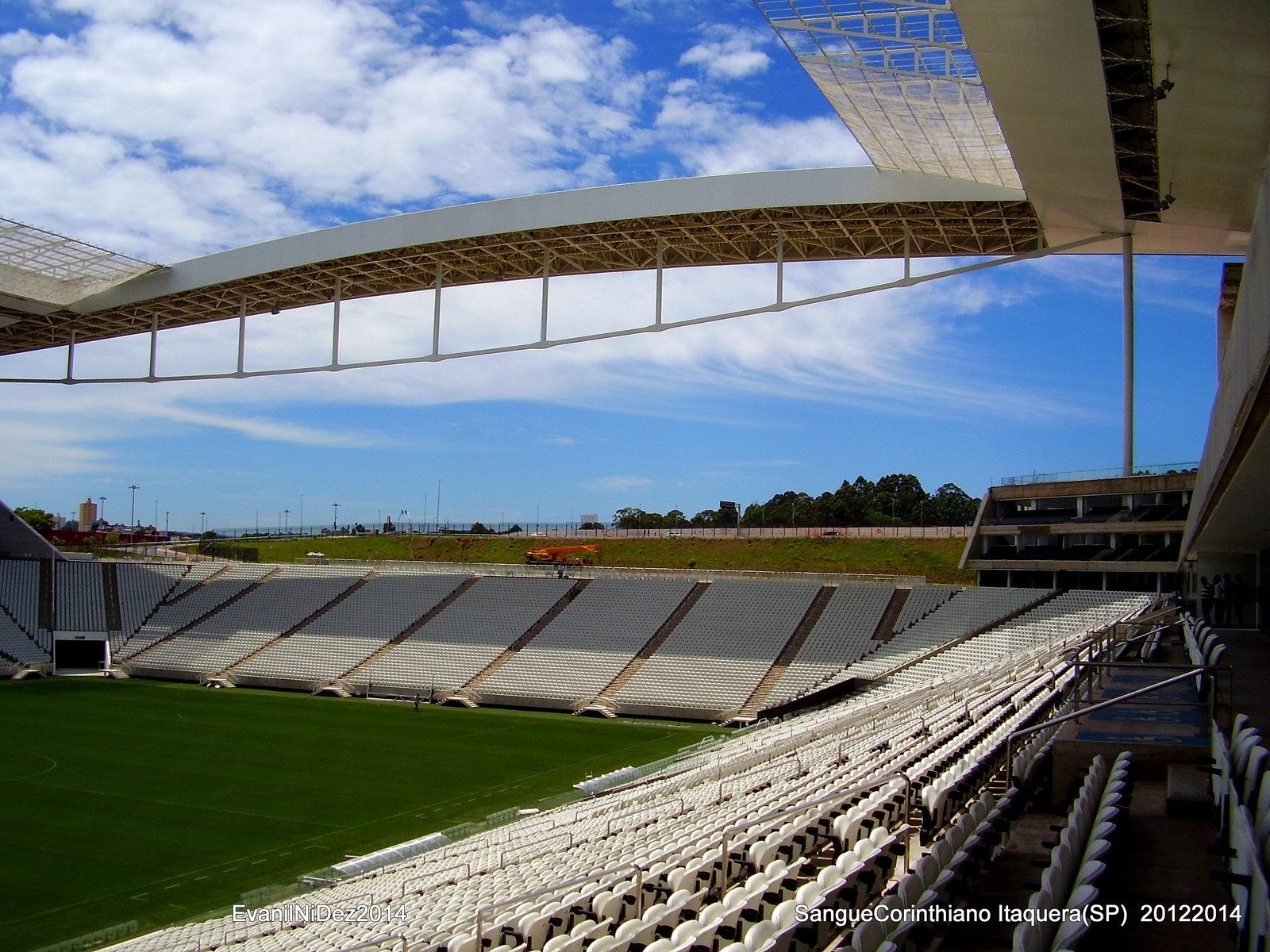 1600x1200 Neo Química Arena (Arena Corinthians), Desktop