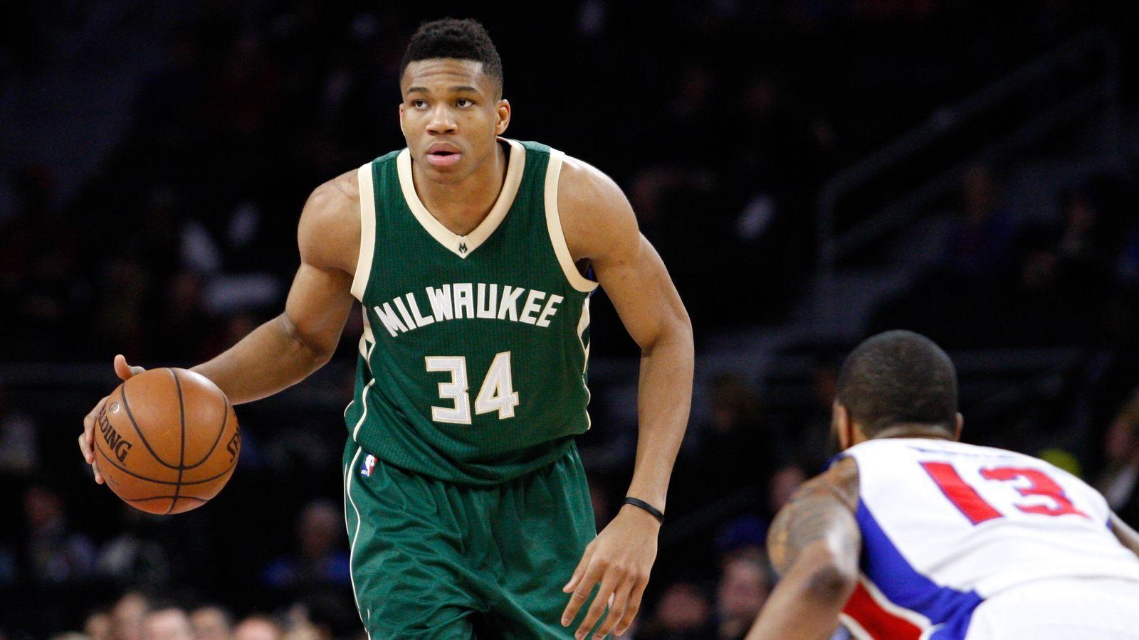 1600x900 Giannis Antetokounmpo embracing new role as Bucks point guard, Desktop