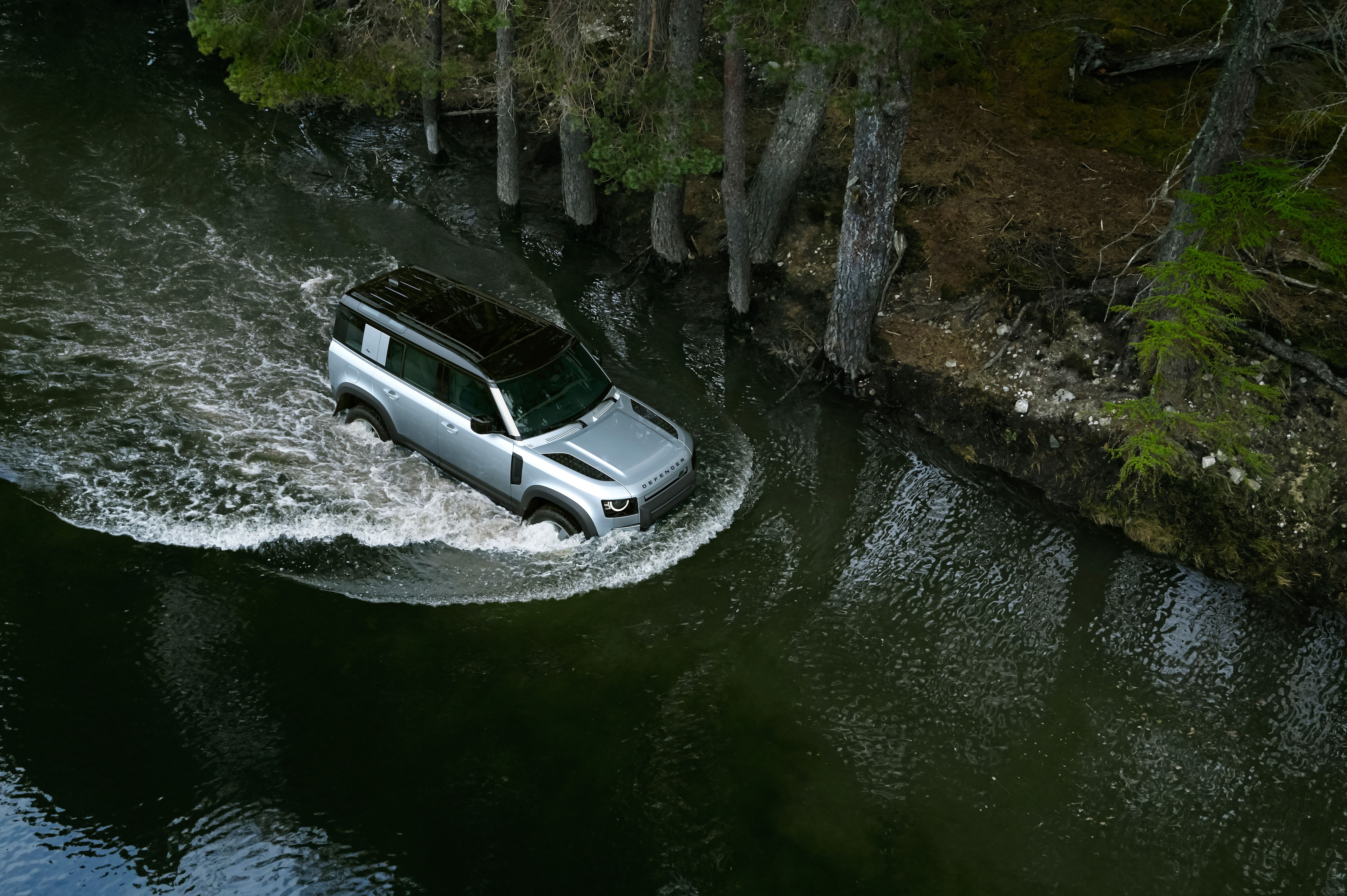 4970x3310 See the 2020 Land Rover Defender from Every Angle, Desktop