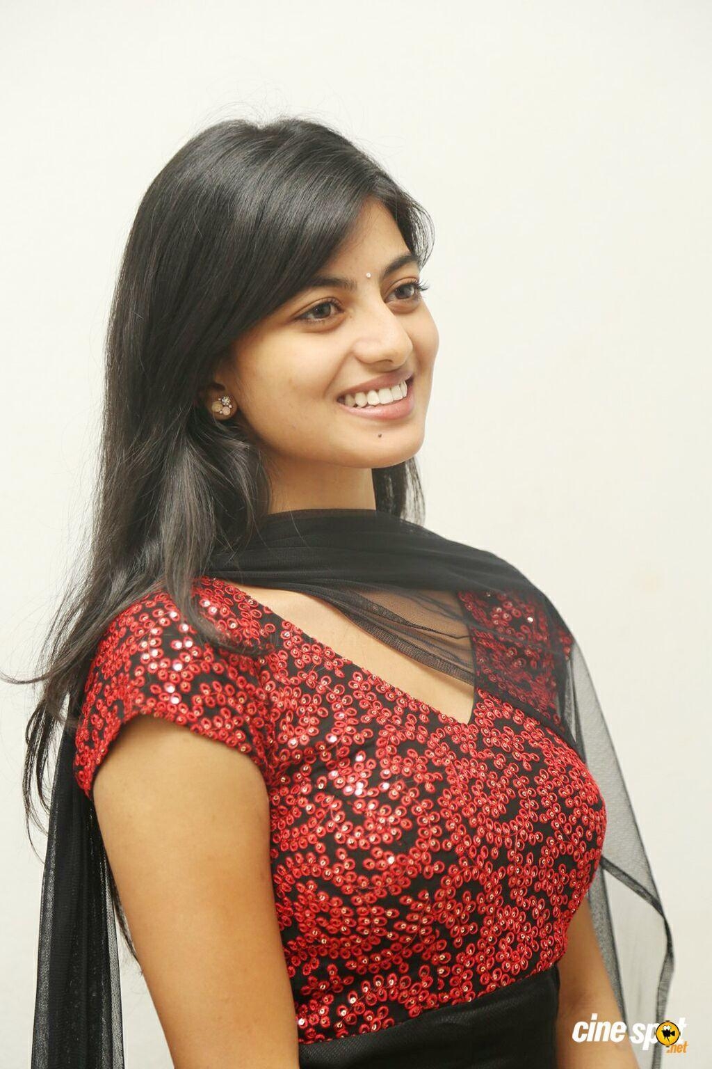 1030x1540 Actress Anandhi photohoot (16). Beautiful indian actress, Most, Phone