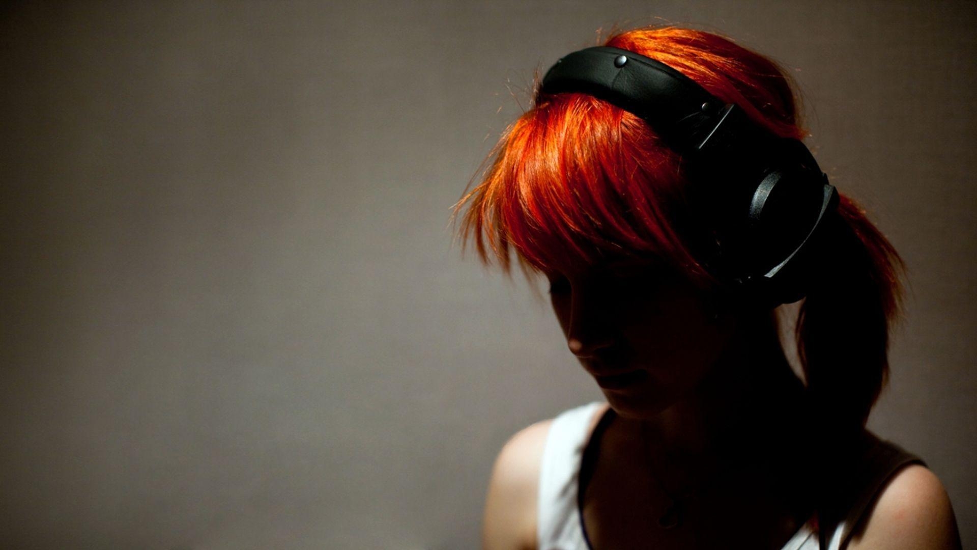 1920x1080 Wallpaper hayley williams, headphones, girl, rude, redhead, Desktop