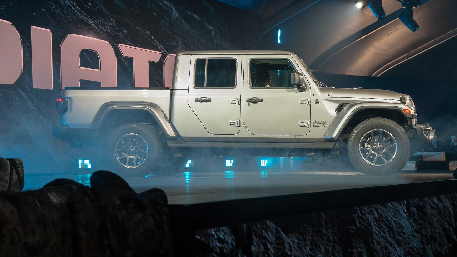 1920x1080 Jeep Gladiator Debuts: Wrangler Truck With Off Road, Desktop