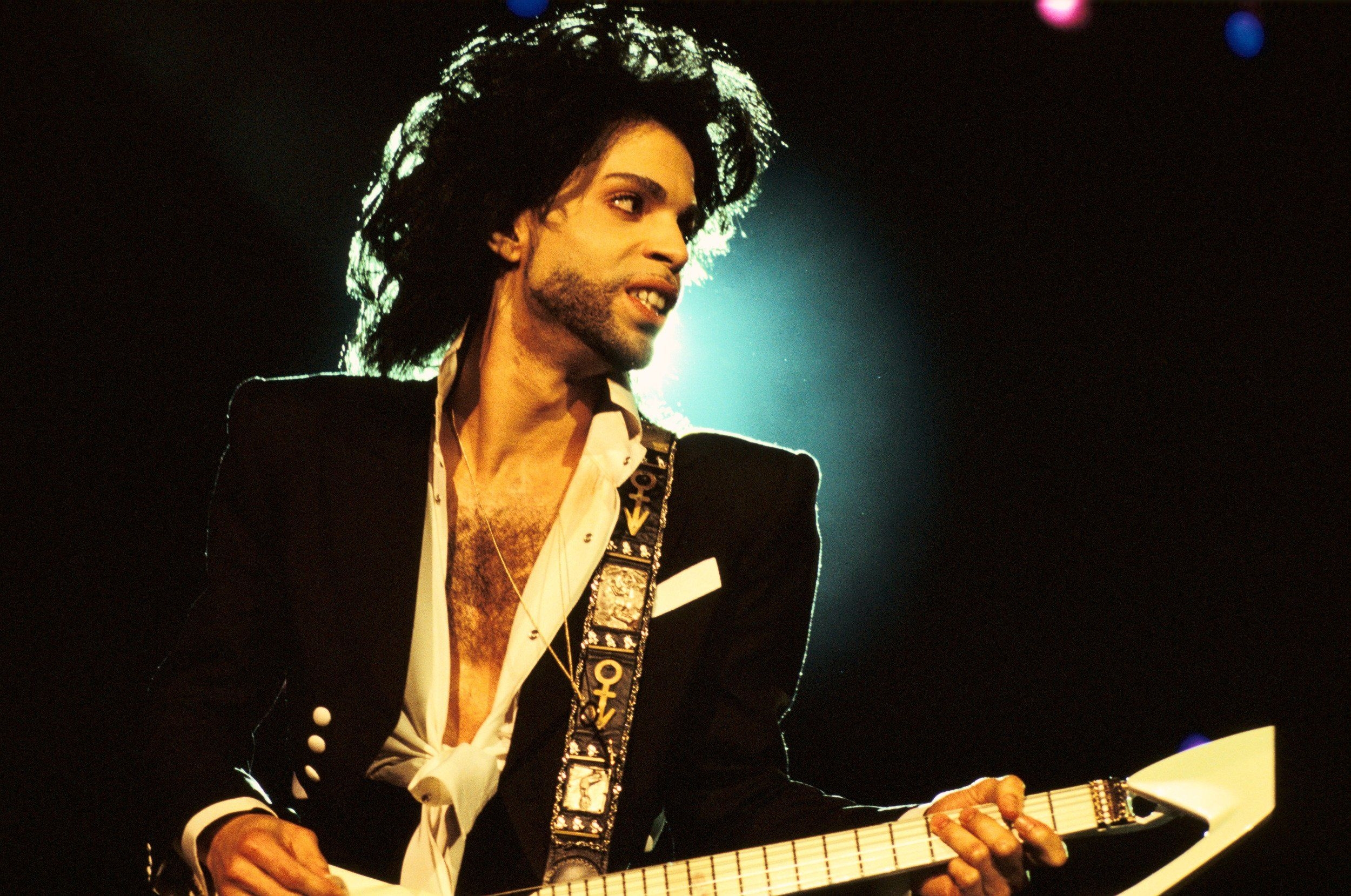 2500x1660 PRINCE Singer R B Pop Concert Guitar Wallpaperx1659, Desktop