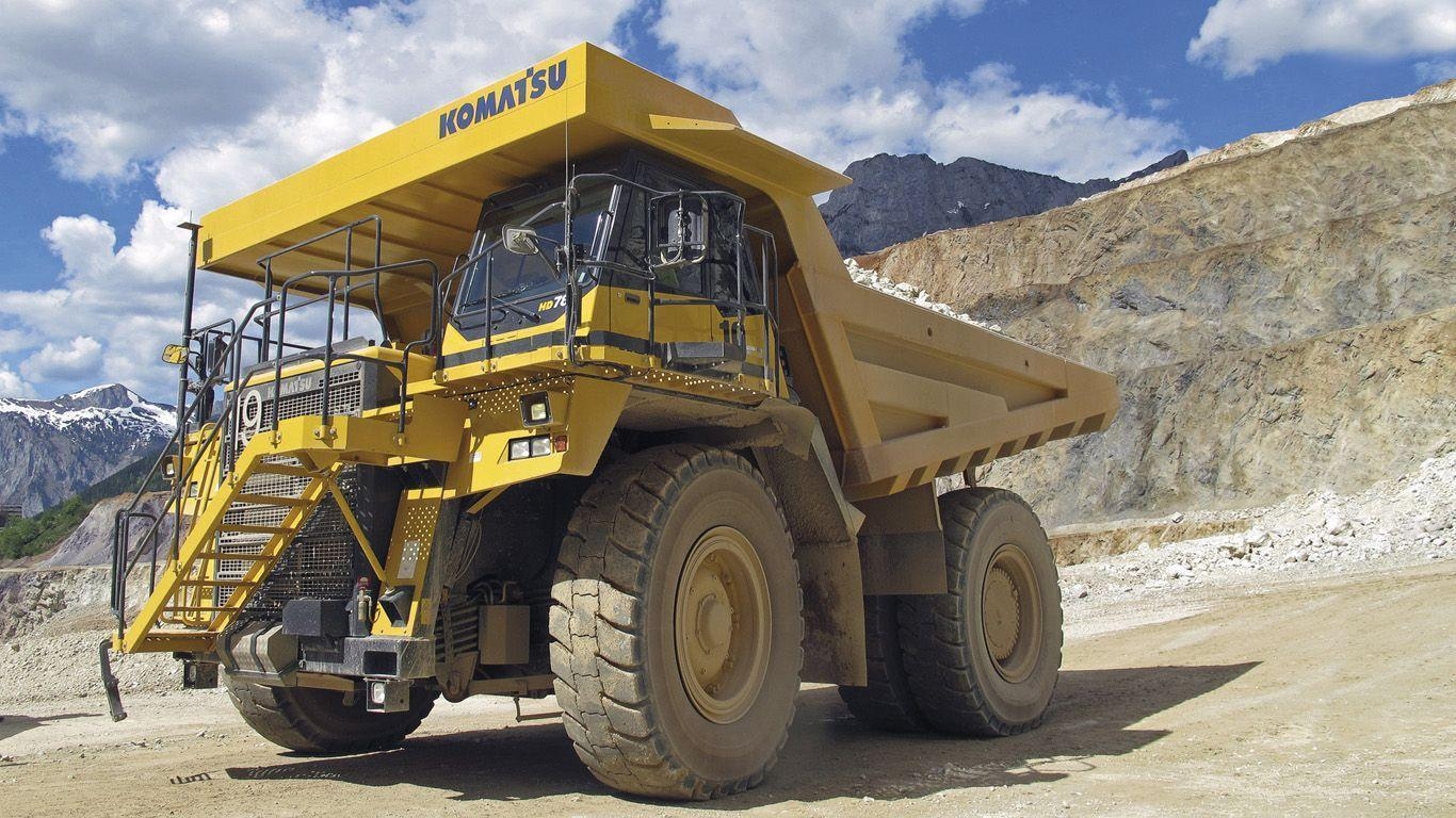 1370x770 Komatsu Excavator Wallpaper 61472, Desktop