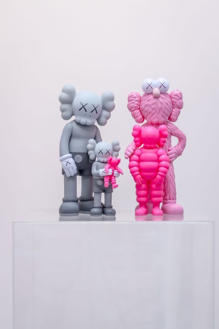 740x1110 KAWS Family Grey Pink. Roze wallpaper iphone, Wallpaper iphone. iPhone wallpaper hipster, Wallpaper iphone schattig, Roze wallpaper iphone, Phone