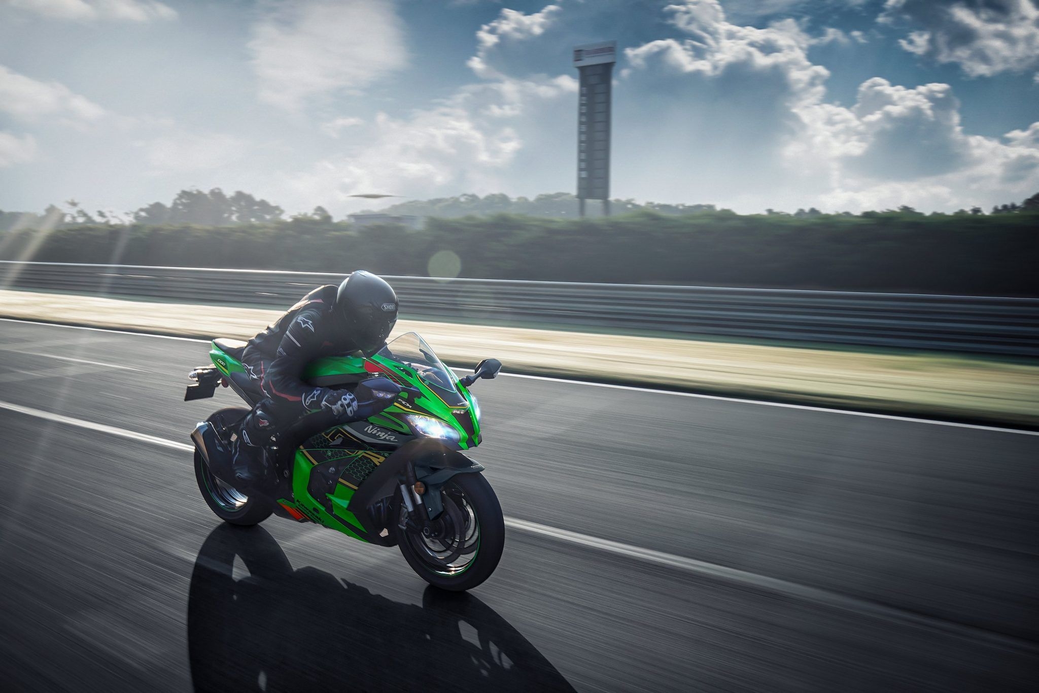 2050x1370 Kawasaki Ninja ZX 10R [Specs & Info], Desktop