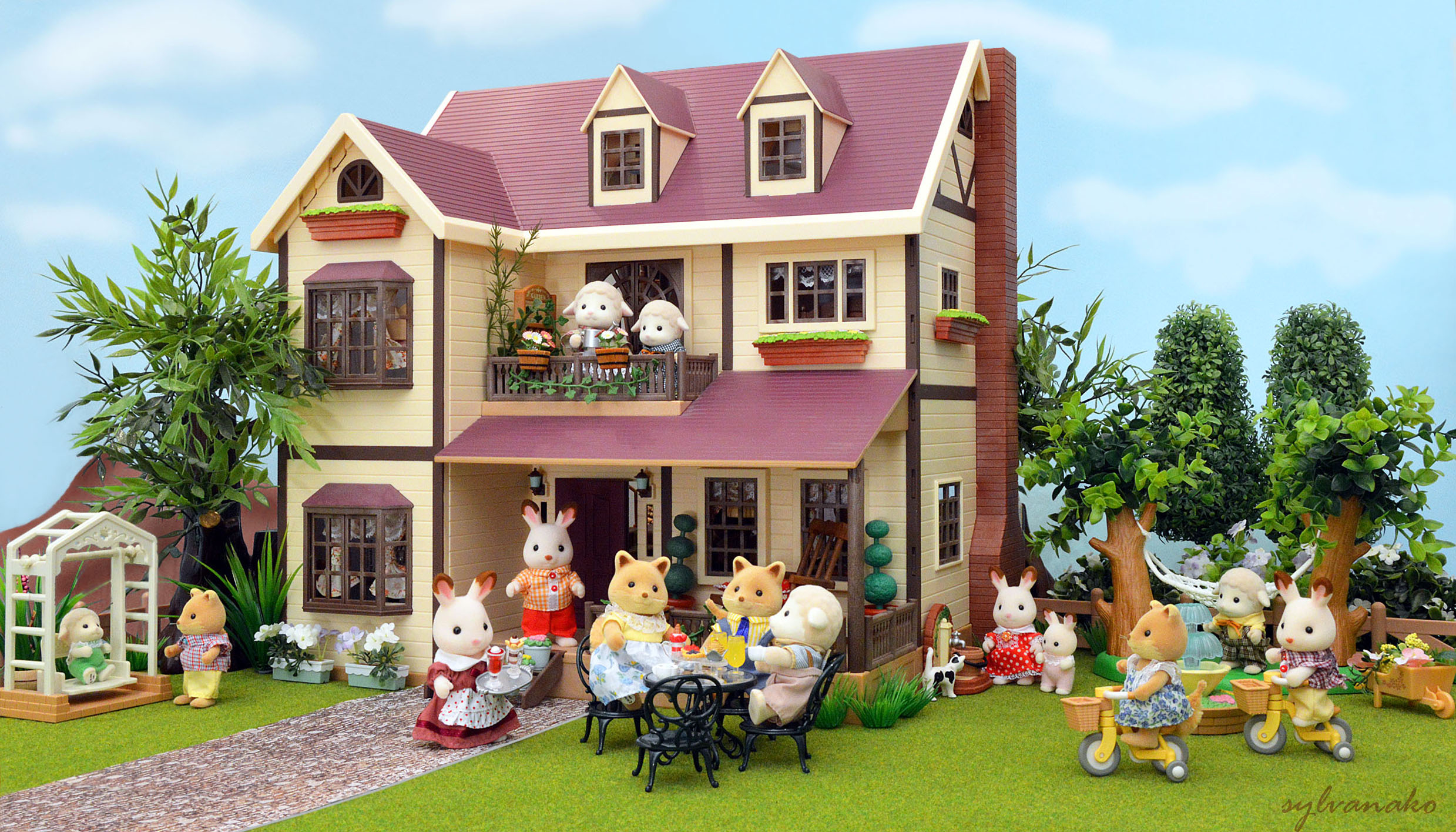 2480x1420 Wallpaper, flowers, trees, food, house, building, cute, home, animal, bike, bicycle, yard, garden, toys, miniature, balcony, families, swing, company, icecream, porch, calico, critters, rabbits, manor, sylvanianfamilies, sylvanian, calicocritters, Desktop