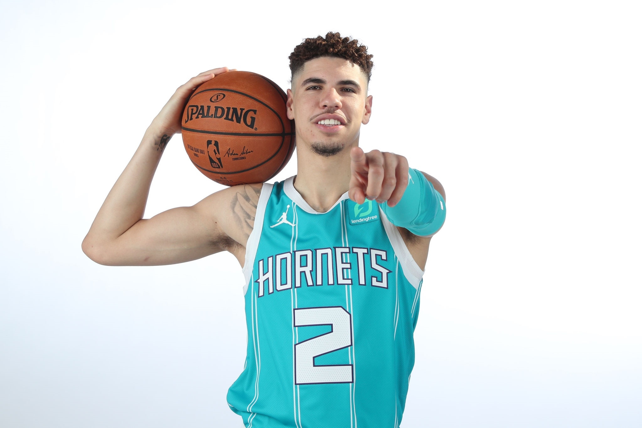 2050x1370 LaMelo Ball HD, Charlotte Hornets Gallery HD Wallpaper, Desktop