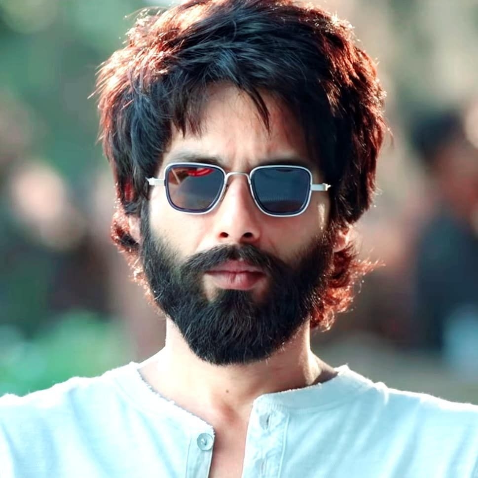 970x970 who's the boss of box office? it's KABIR SINGH, Phone