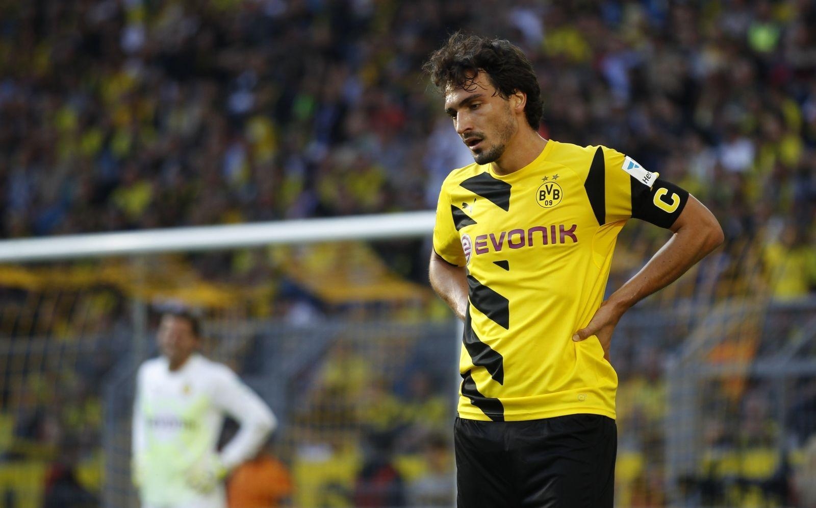 1600x1000 Mats Hummels Wallpaper, Desktop