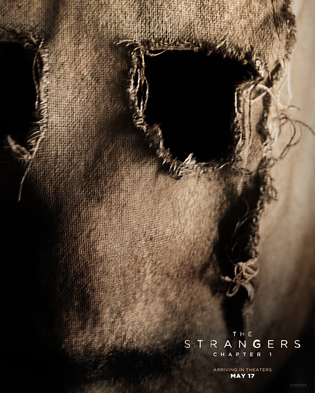 1280x1600 THE STRANGERS: CHAPTER 1 Meet Scarecrow, Phone