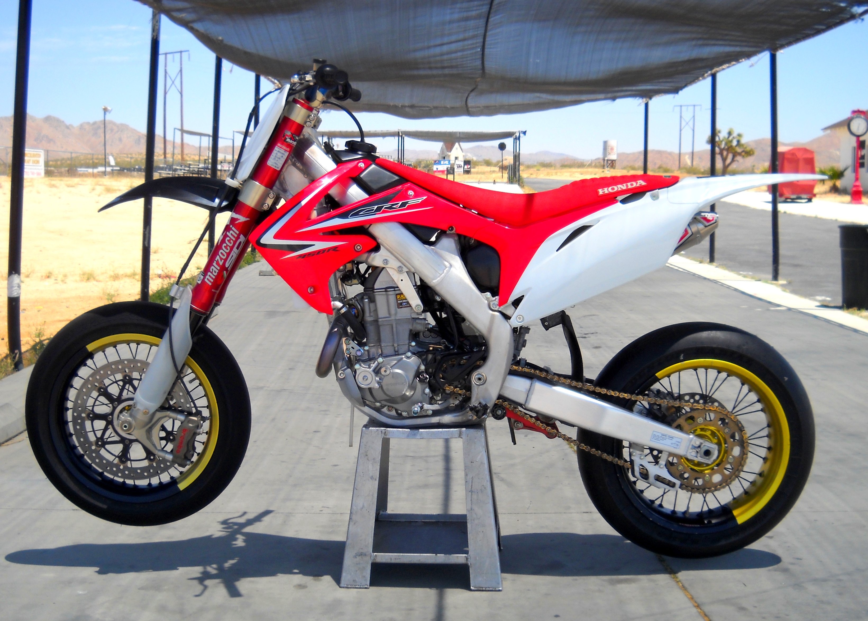 3290x2350 Free download 2006 Honda CRF 450 R pic 14 onlymotorbikescom [] for your Desktop, Mobile & Tablet. Explore Honda CRF Wallpaper. Honda Crx Wallpaper, Honda Logo Wallpaper, CRF 450 Rally Wallpaper, Desktop