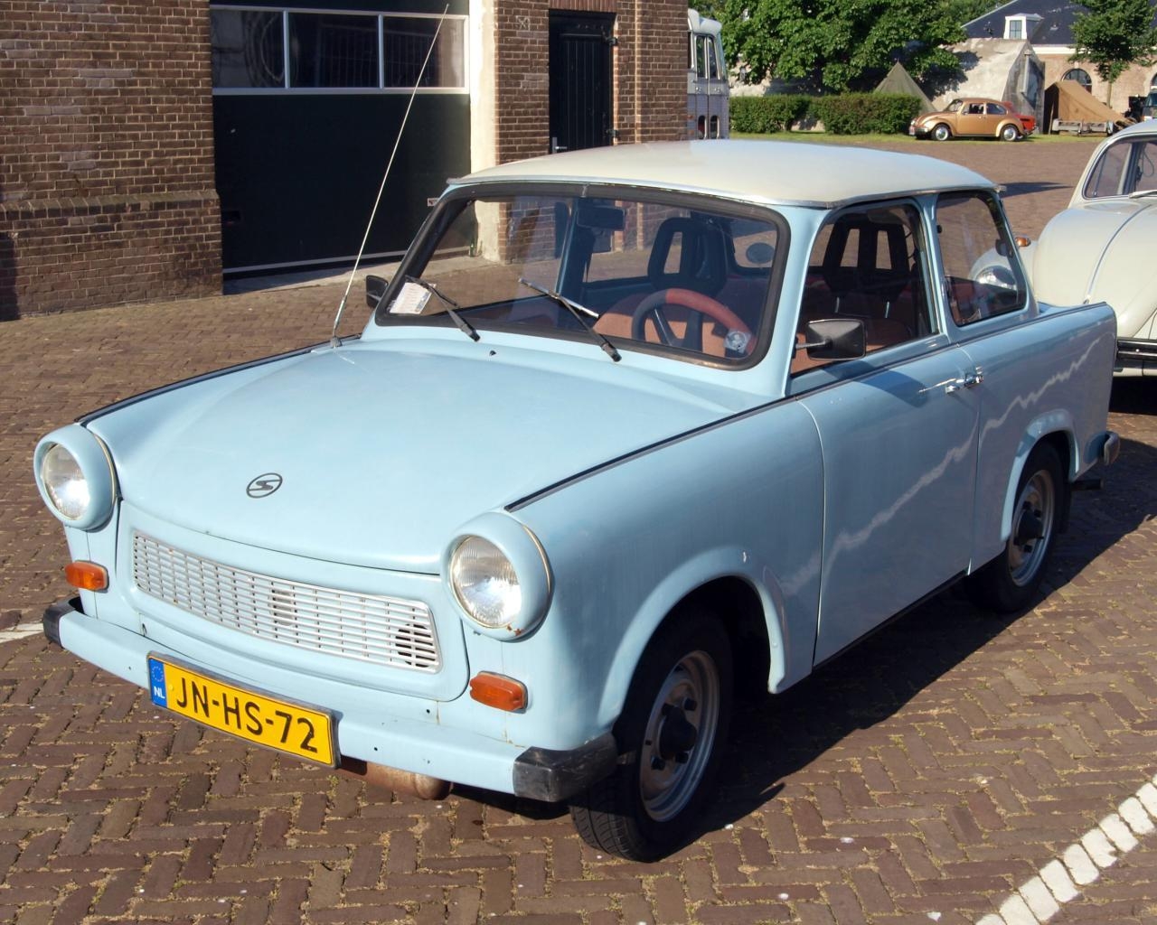 1280x1030 Trabant 601, Desktop