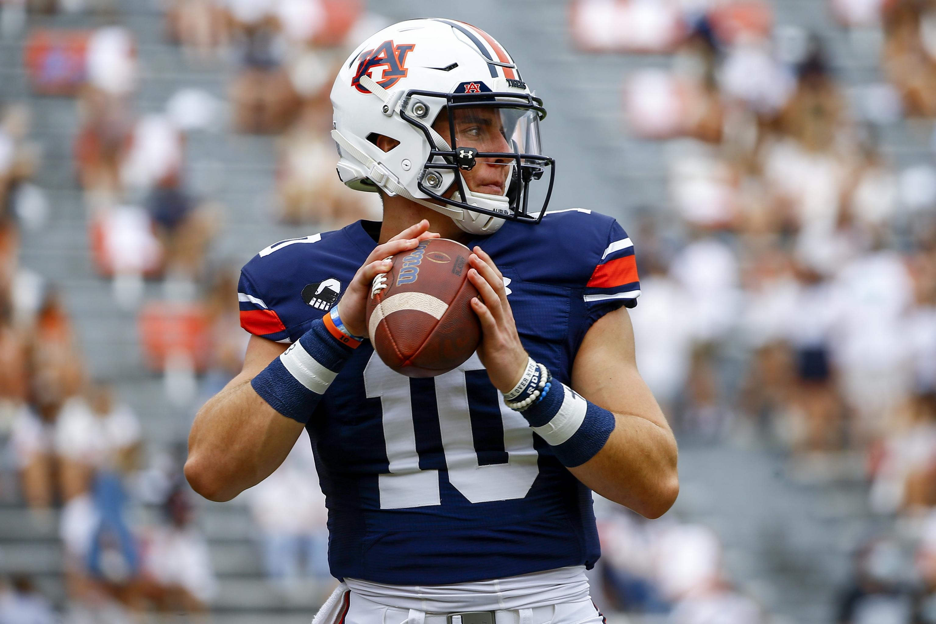 3080x2050 Bo Nix Throws 3 TDs as No. 8 Auburn Defeats No. 23 Kentucky in Opener. Bleacher Report. Latest News, Videos and Highlights, Desktop