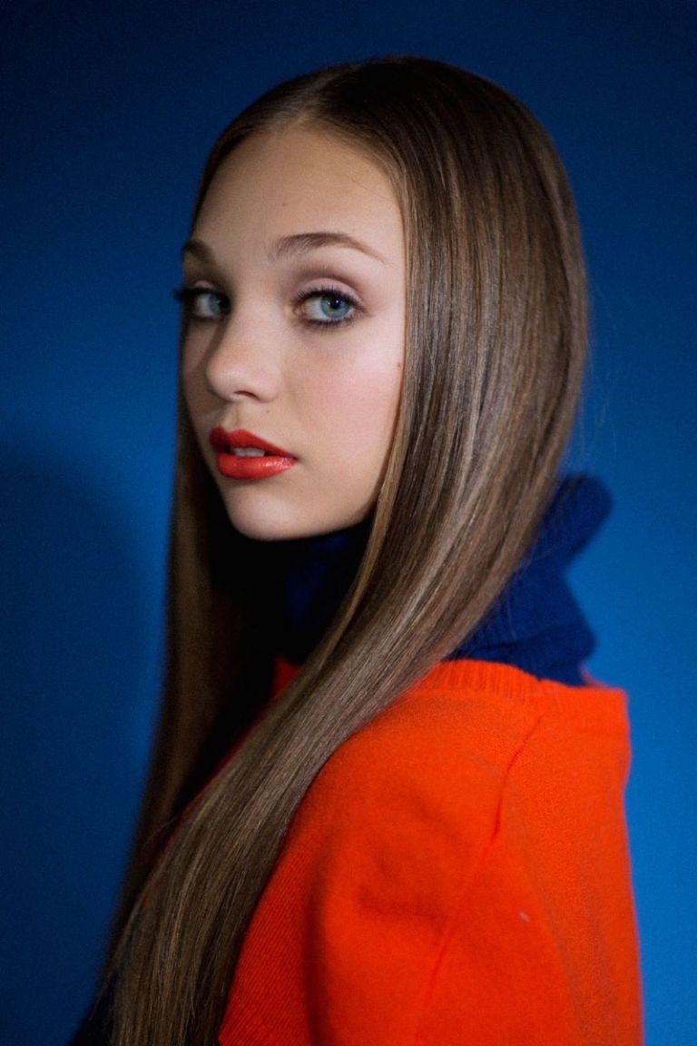 770x1160 Maddie Ziegler Dancing Moms Fashion Editorial, Phone