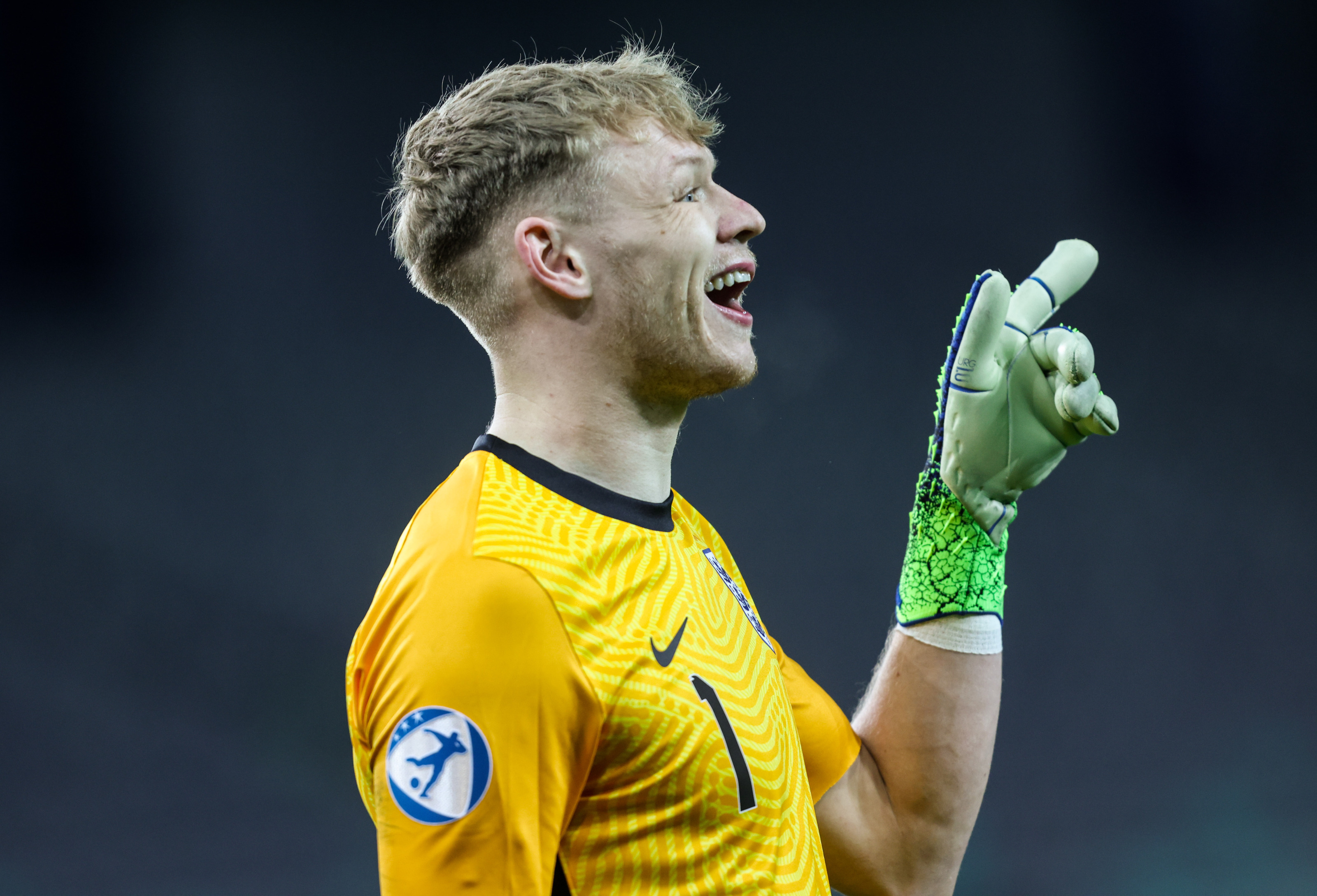 3200x2180 Arsenal: What does Aaron Ramsdale mean for Bernd Leno?, Desktop