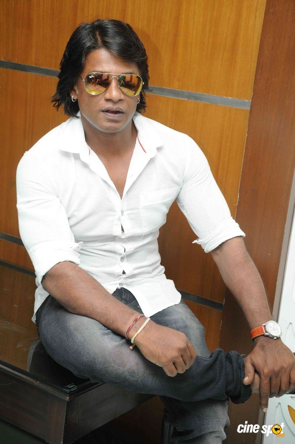 1030x1550 Duniya Vijay Wallpaper HD Wallpaper, Phone