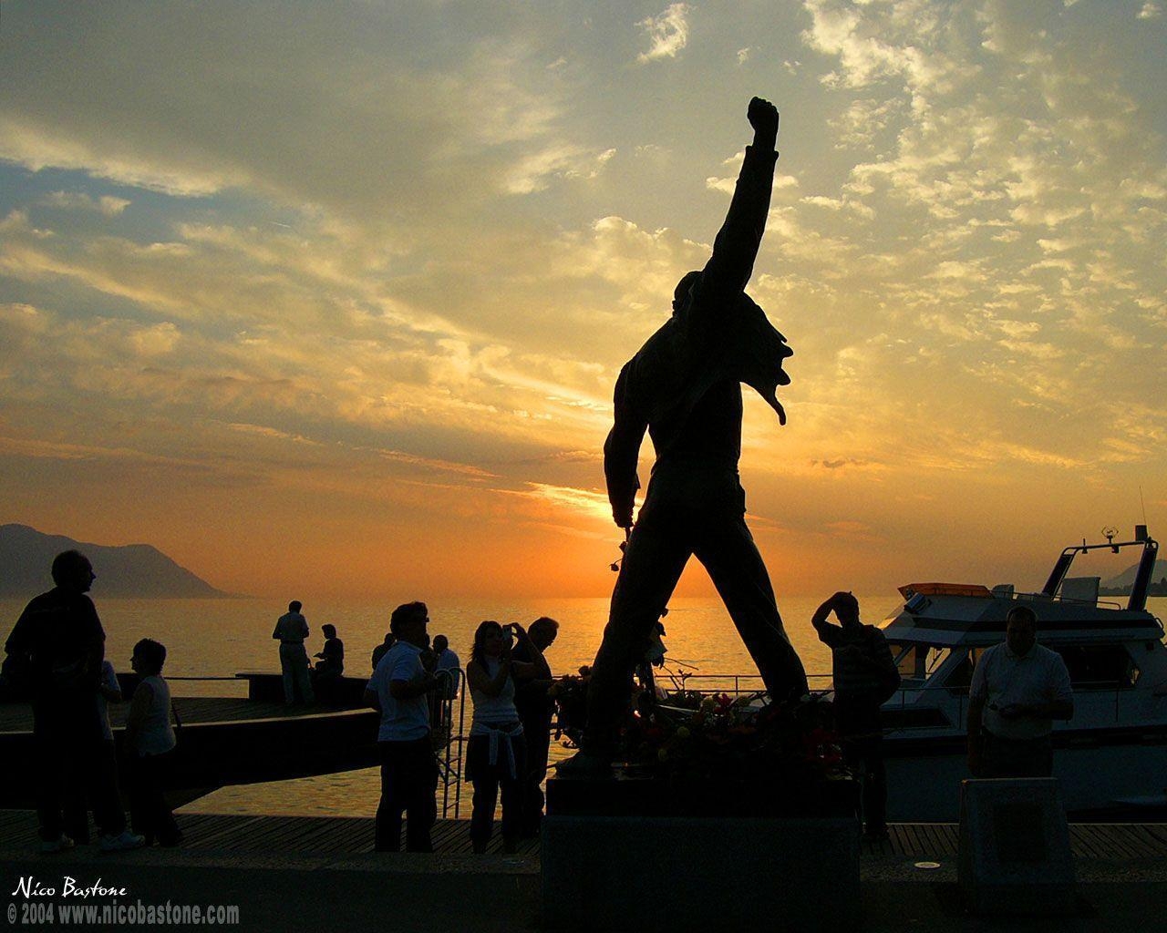 1280x1030 Freddie mercury picture, Desktop