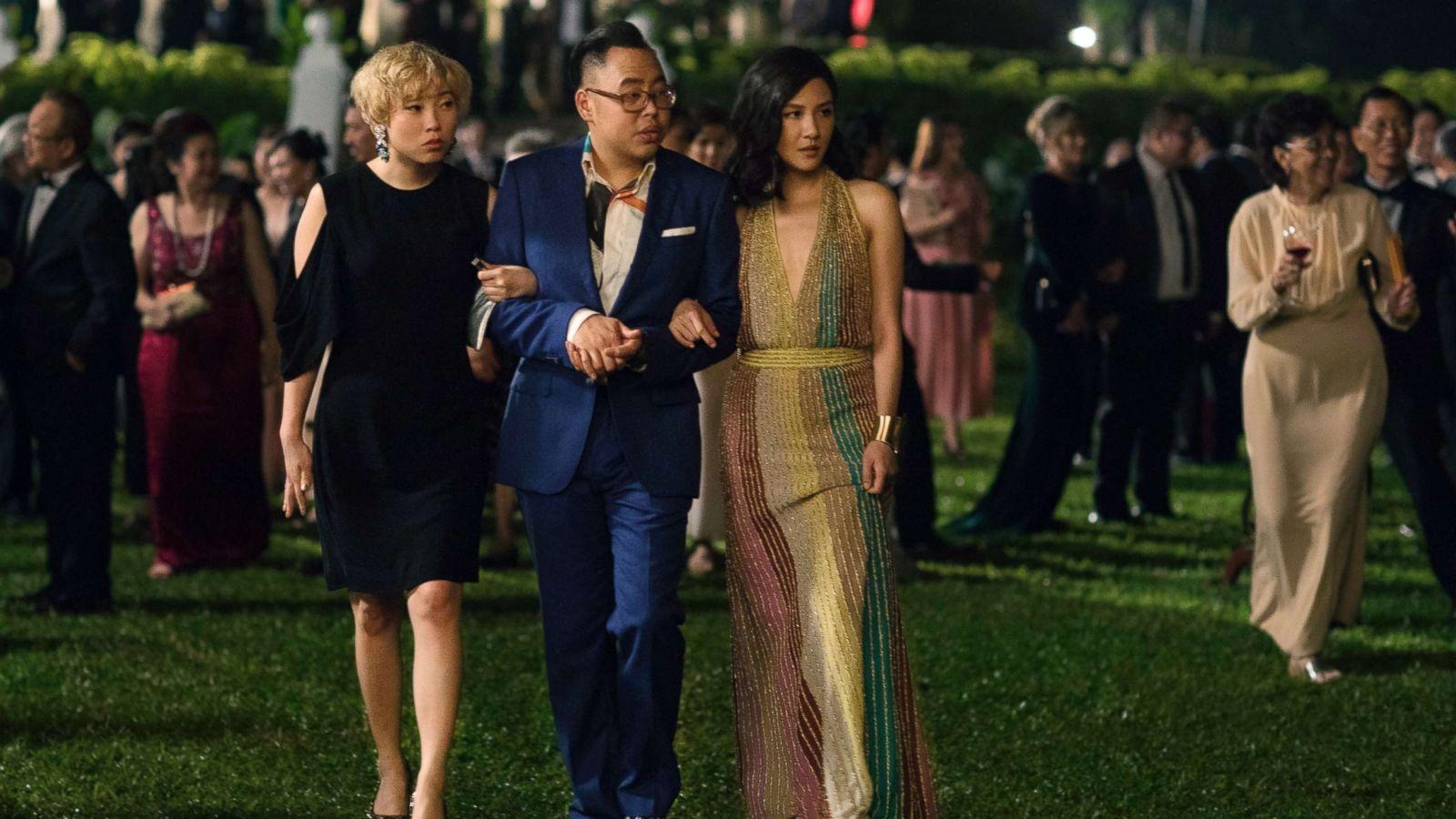 1600x900 Crazy Rich Asians': 5 things to know about the new film, Desktop