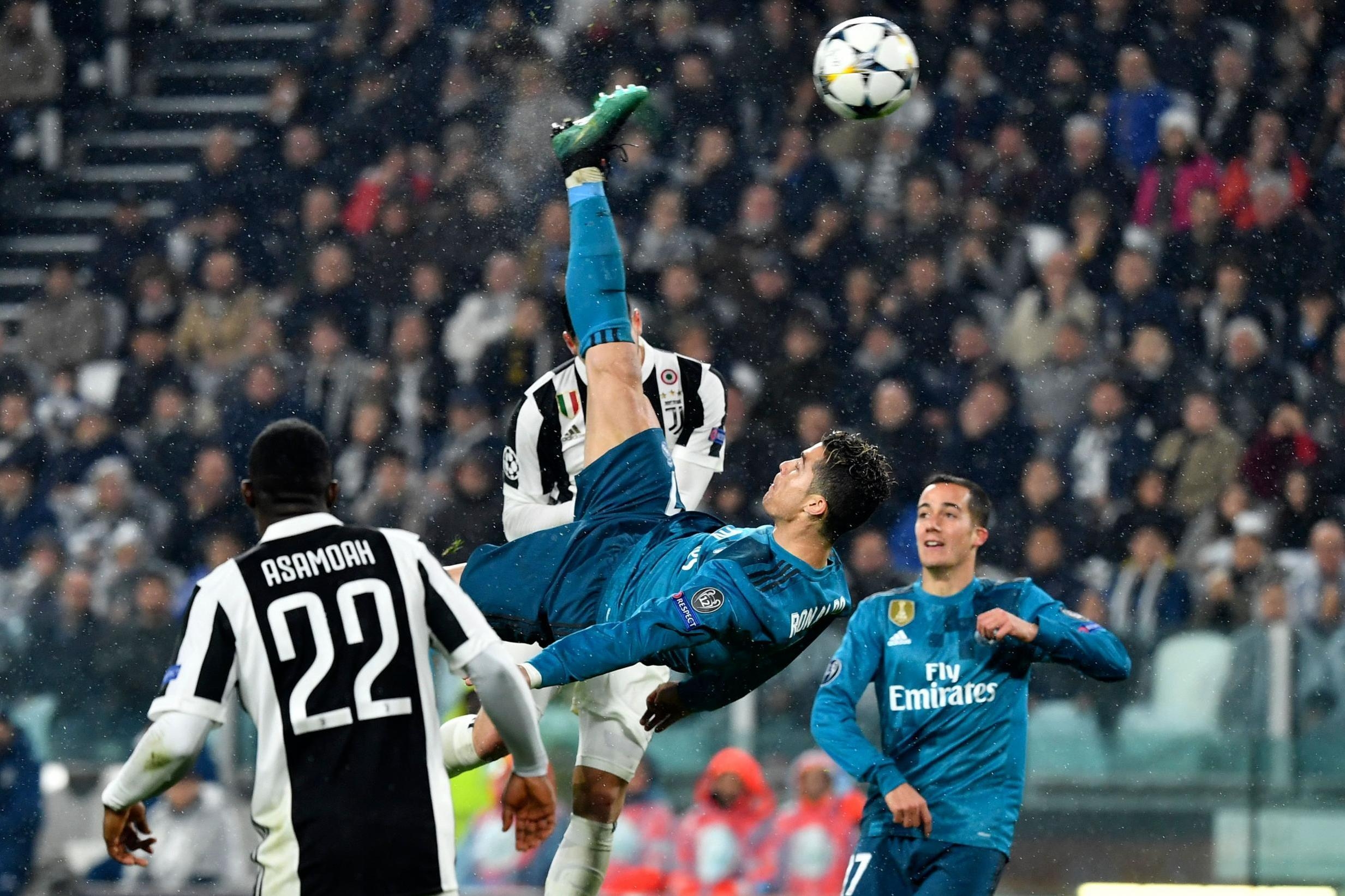 2470x1650 Gareth Bale overhead kick: Was Real Madrid goal the greatest, Desktop