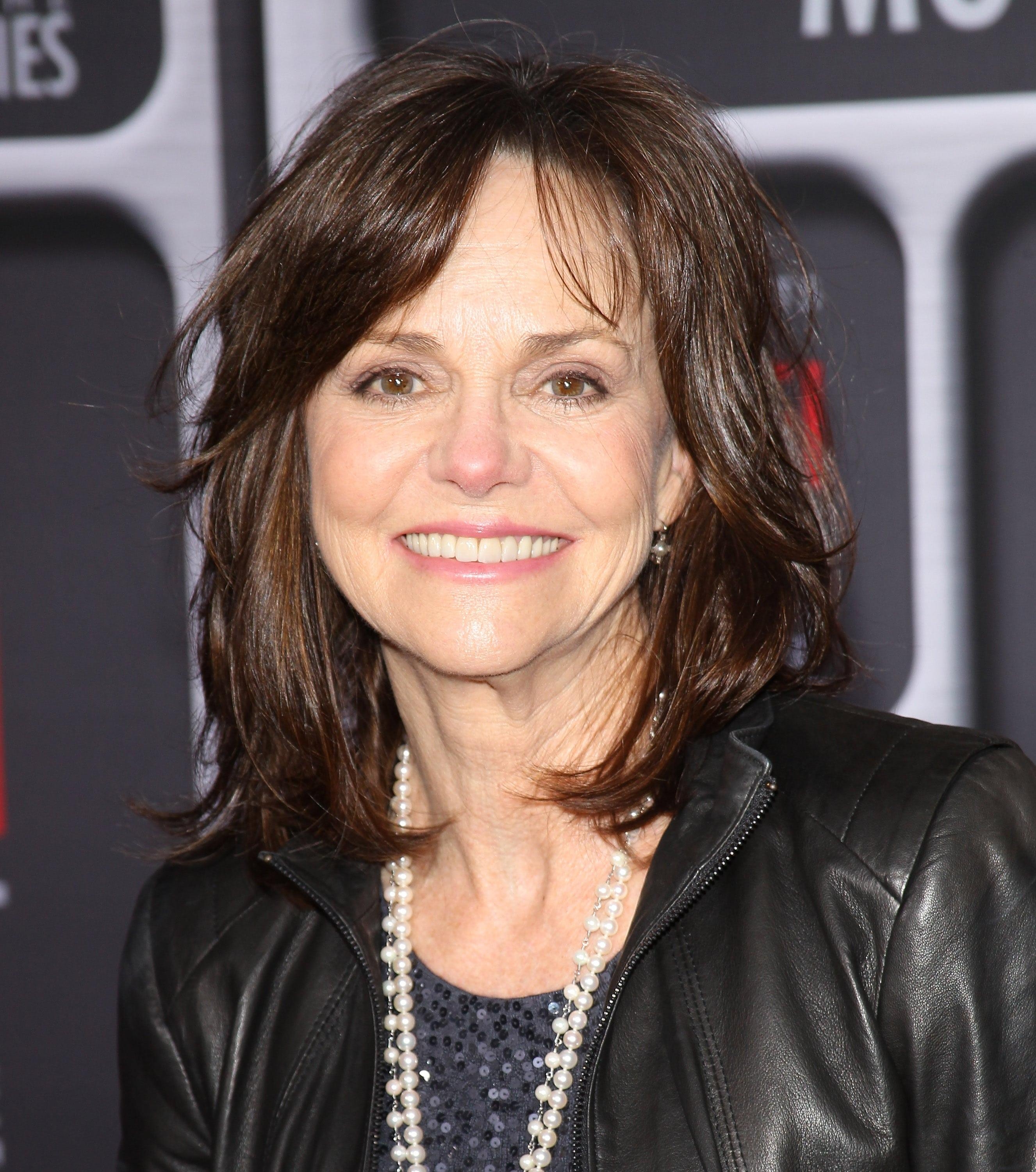 2660x3000 Sally Field HD Wallpaperwallpaper.net, Phone