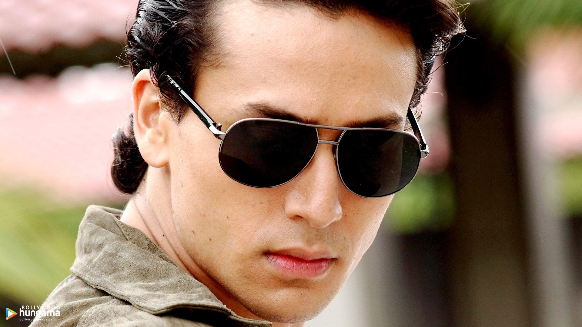 1920x1080 Tiger Shroff Wallpaper. Tiger Shroff 5, Desktop