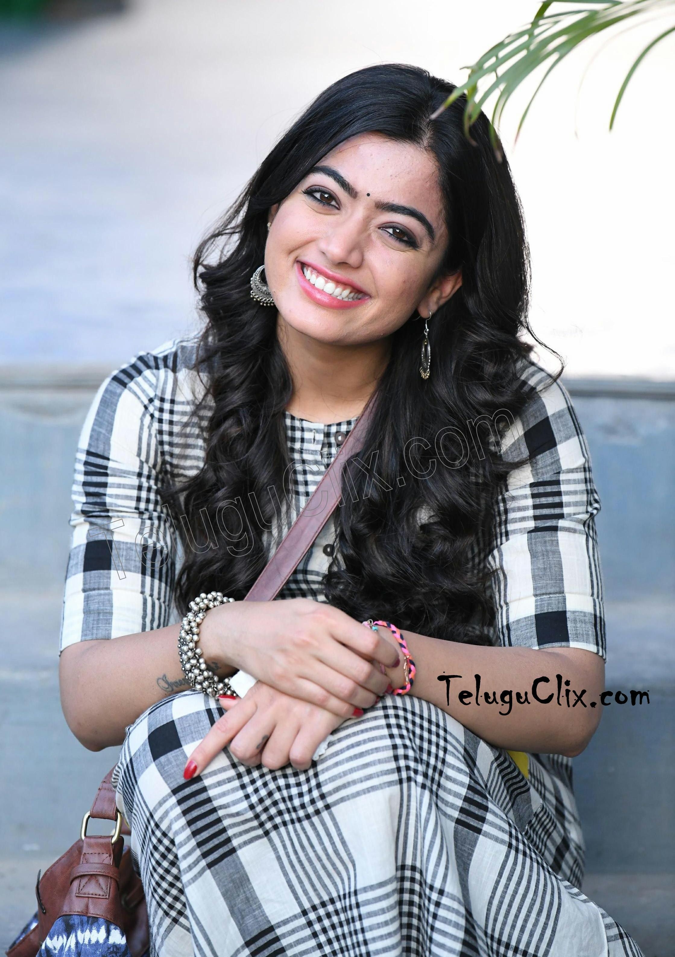 2240x3180 Rashmika Wallpaper Free Rashmika Background, Phone