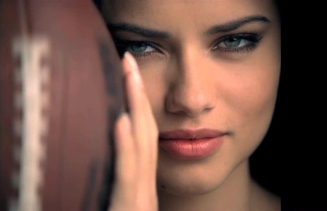 1120x720 Adriana Lima Wallpaper, Desktop