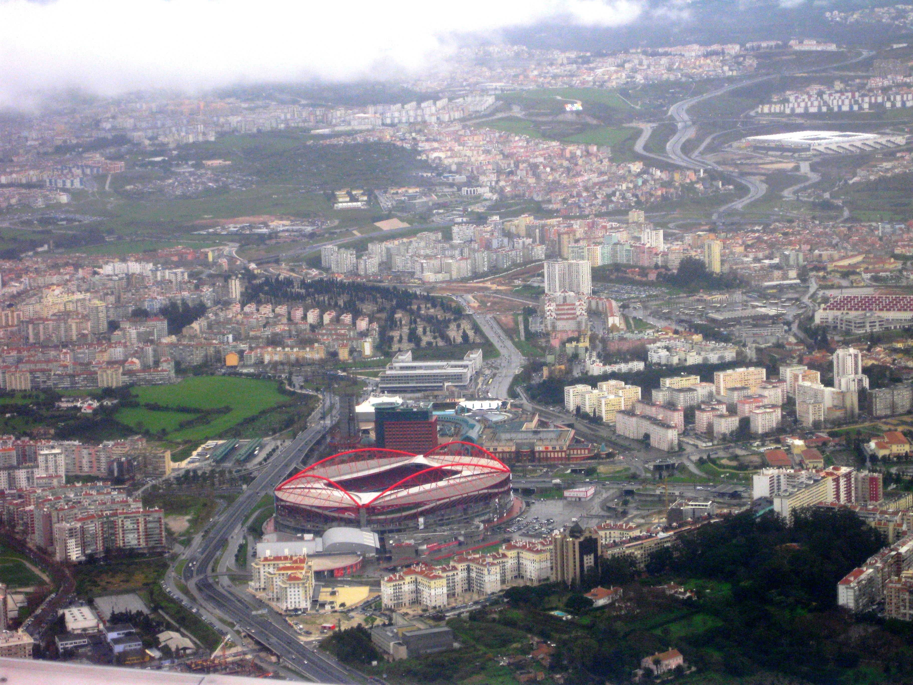 3650x2740 Estadio da Luz no ar !.commons.wikimedia.org, Desktop