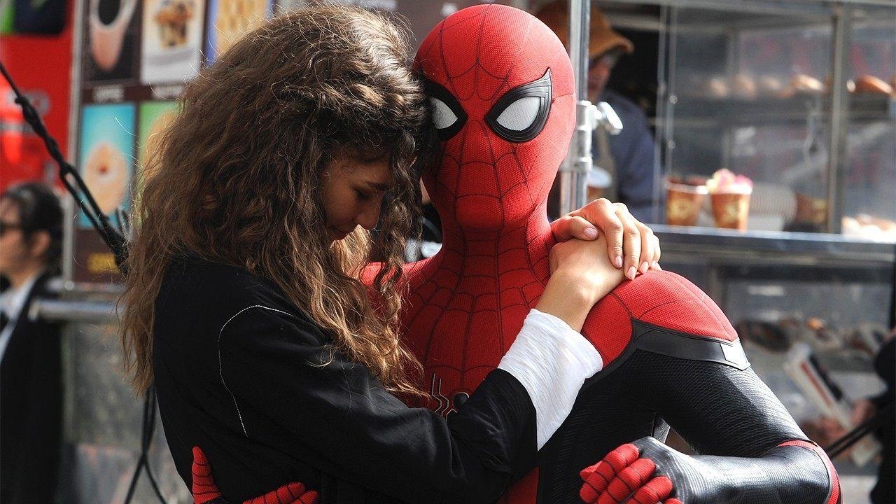 1280x720 Tom Holland Wraps Filming On 'Spider Man: Far From Home, ' Shares, Desktop