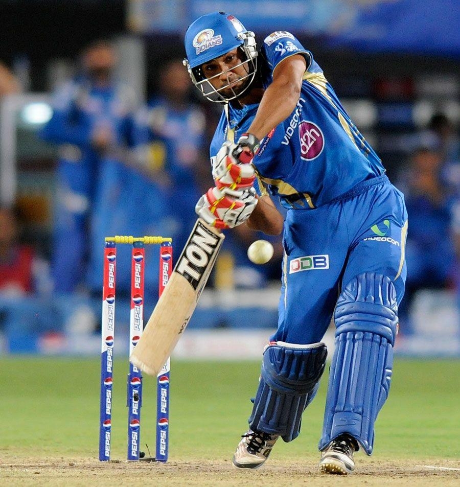 900x960 T20- MUMBAI INDIANS V S CHENNAI SUPER KINGS, Phone