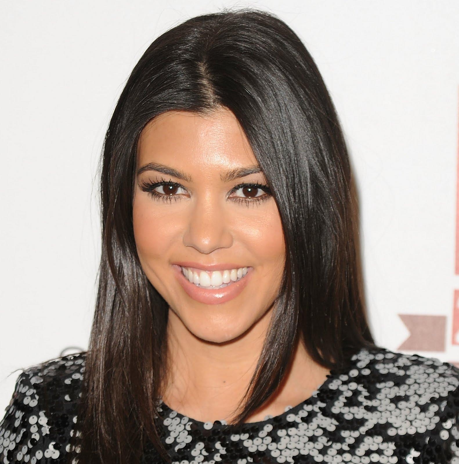 1590x1600 Kourtney Kardashian Makeup, wallpaper, Kourtney Kardashian Makeup, Phone