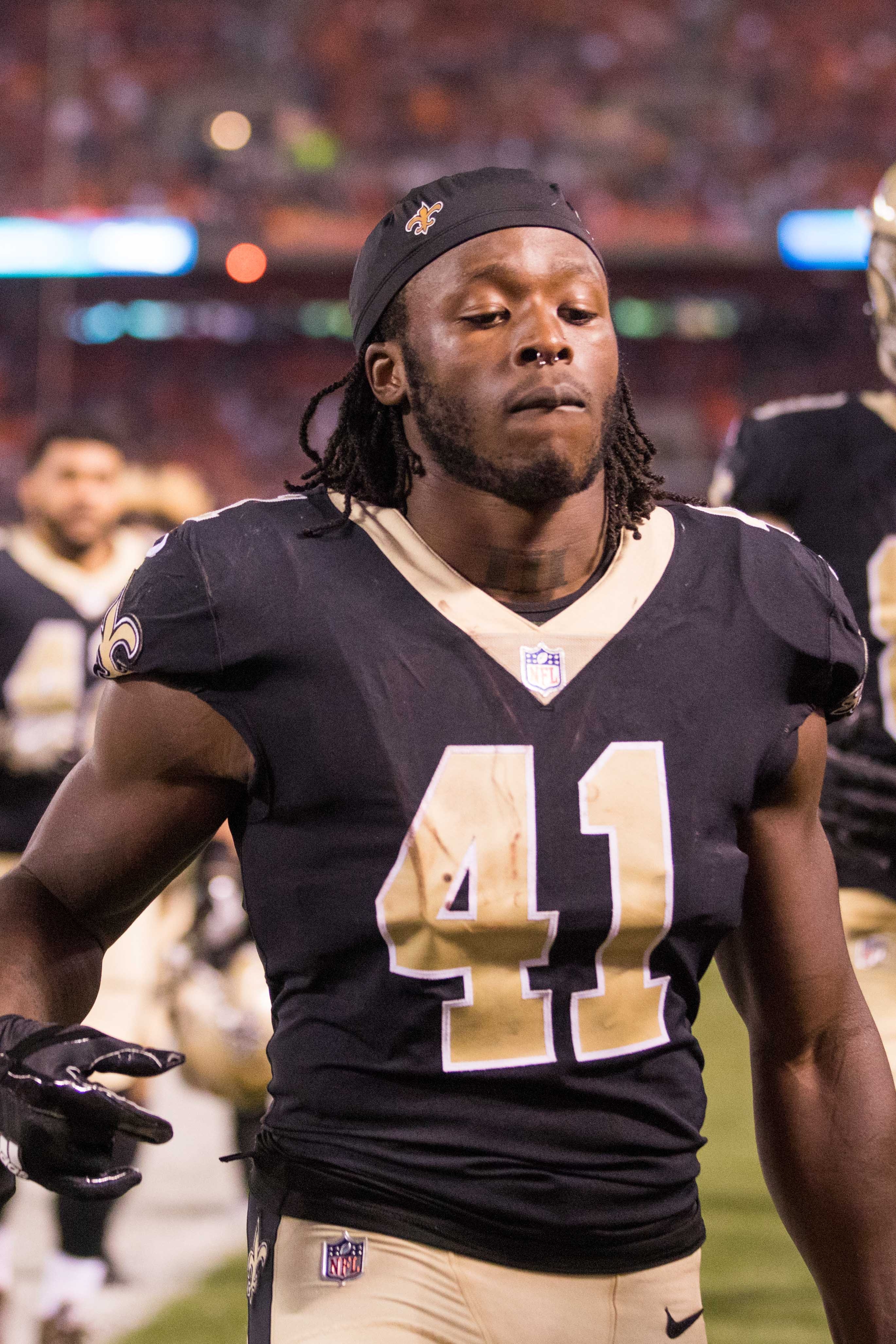 2740x4110 Saints Rule Out Alvin Kamara For Week 7, Phone