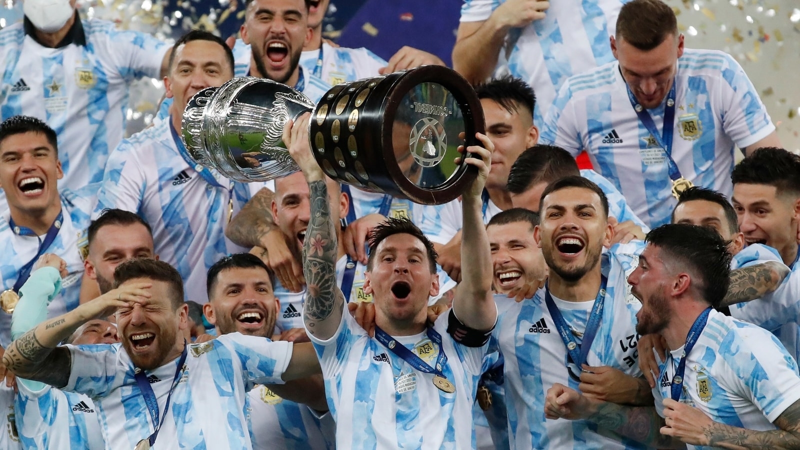 1600x900 This is for all, and of course also for Diego': Messi dedicates Copa America triumph to the Argentines and Maradona, Desktop