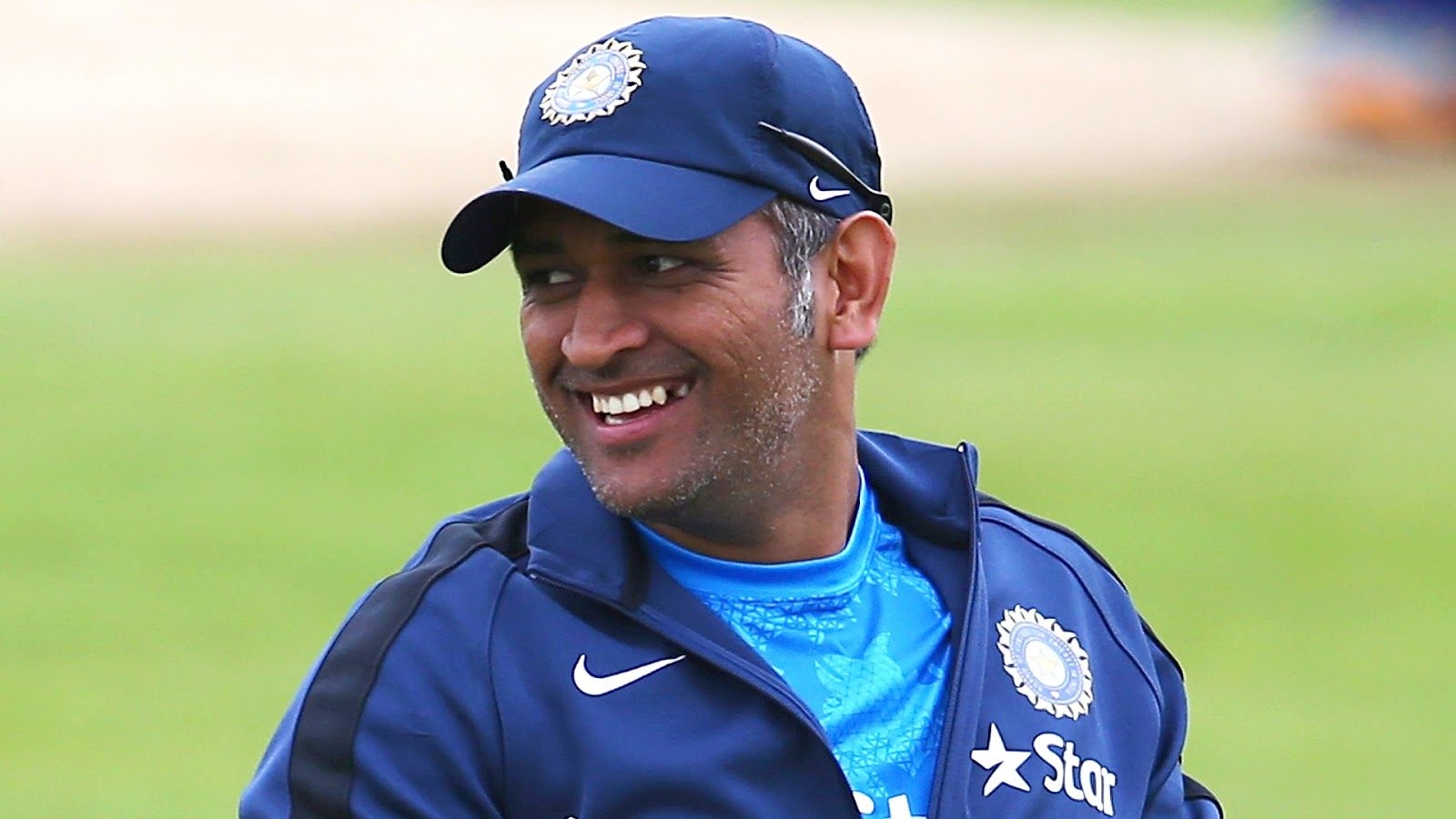 1600x900 Cricket Ms Dhoni Smile HD Wallpaper, Desktop