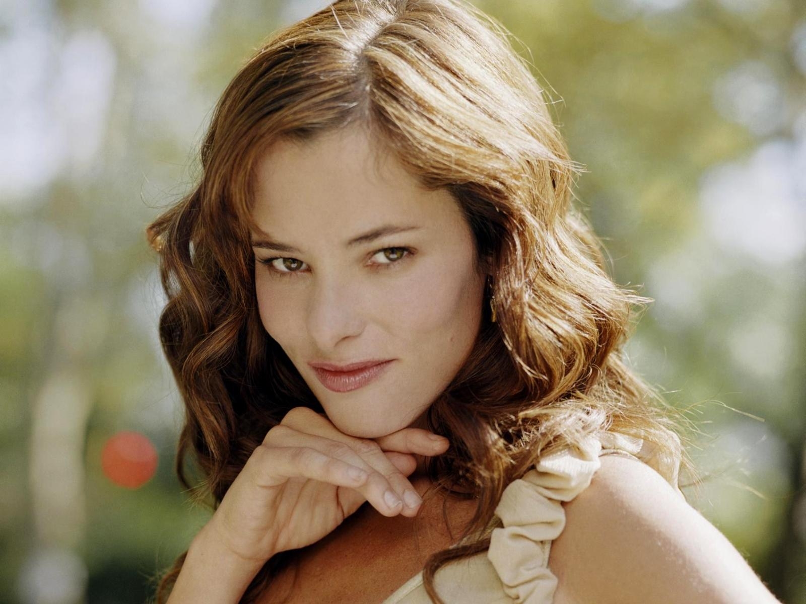 1600x1200 Parker Posey Computer Wallpaper 57501 px, Desktop