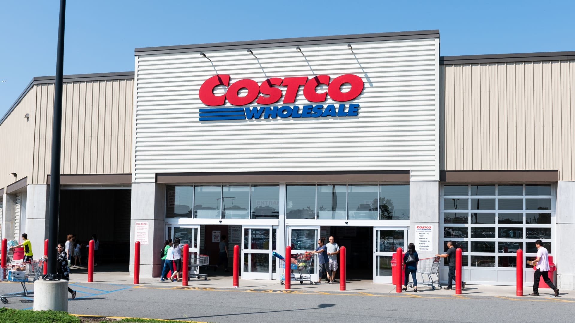 1920x1080 Why Costco's $60 membership fee may still be worth paying—even amid coronavirus, Desktop