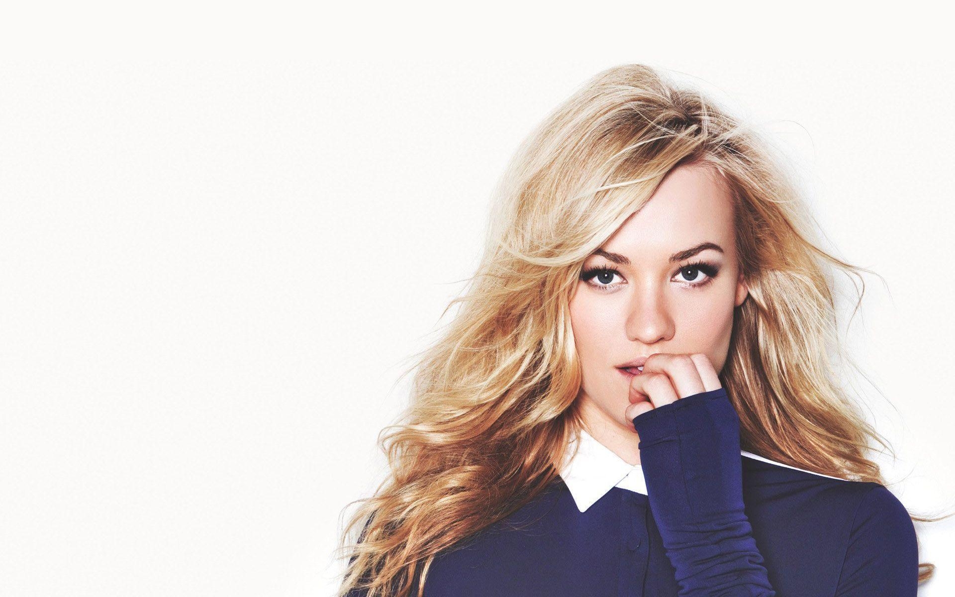 1920x1200 Yvonne Strahovski Wallpaper #, Desktop