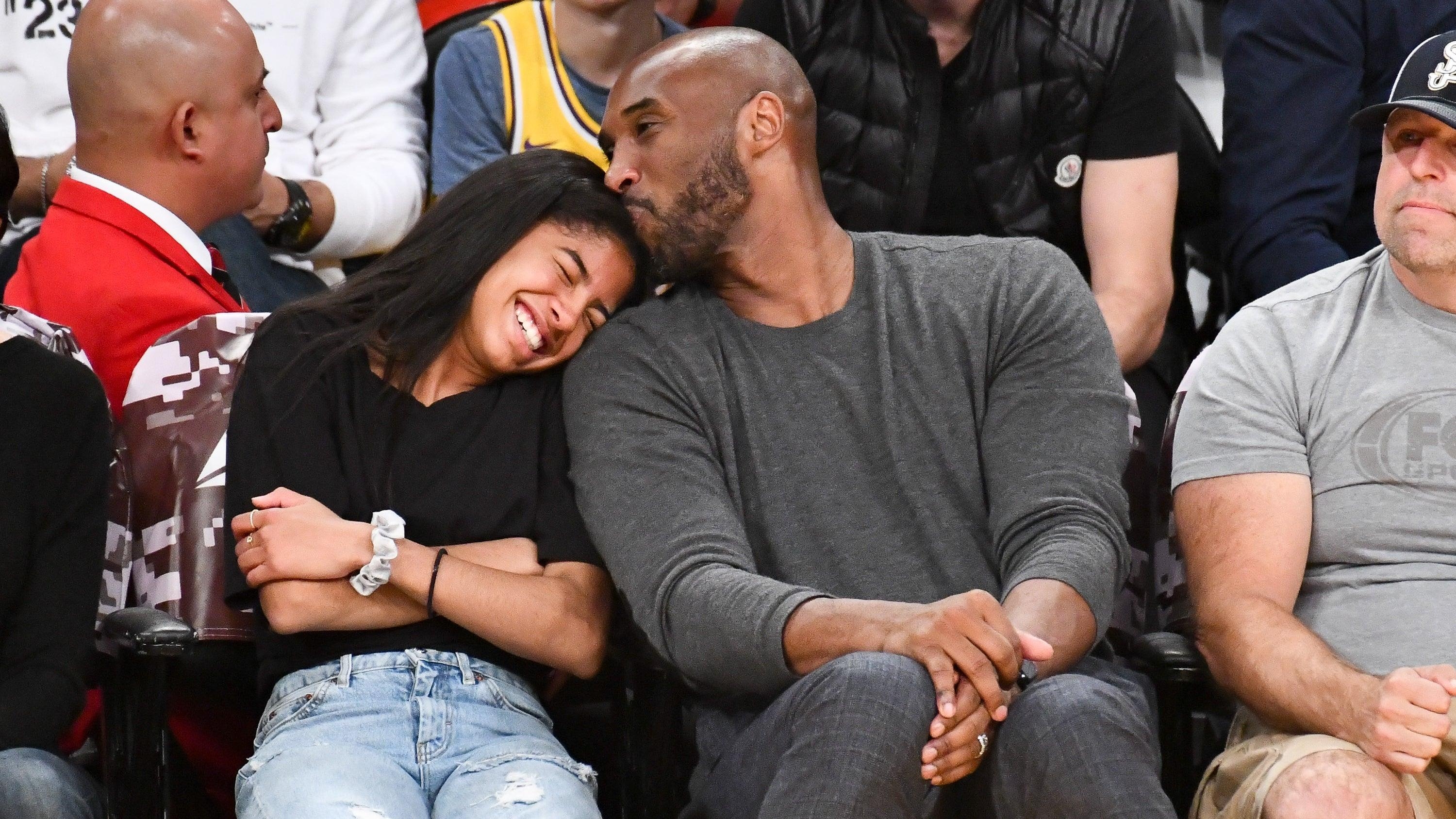 3000x1690 Sweet Moments Between Kobe Bryant and Gigi, Desktop