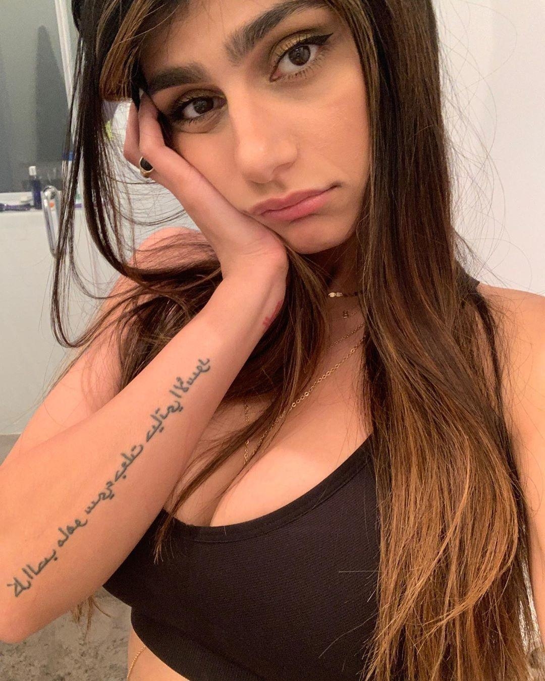 1080x1350 Mia Khalifa Latest HD Desktop Picture, Image And Wallpaper 2020, Phone