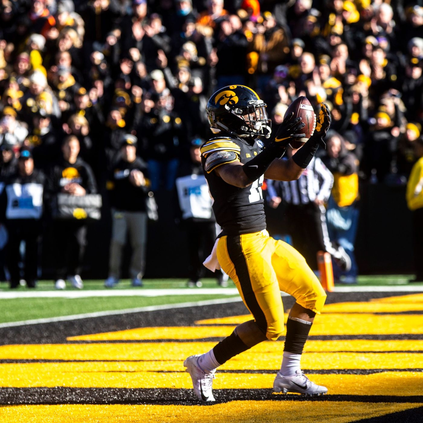 1400x1400 Iowa Football: What is YOUR prediction for the 2021 season? Heart Gold Pants, Phone